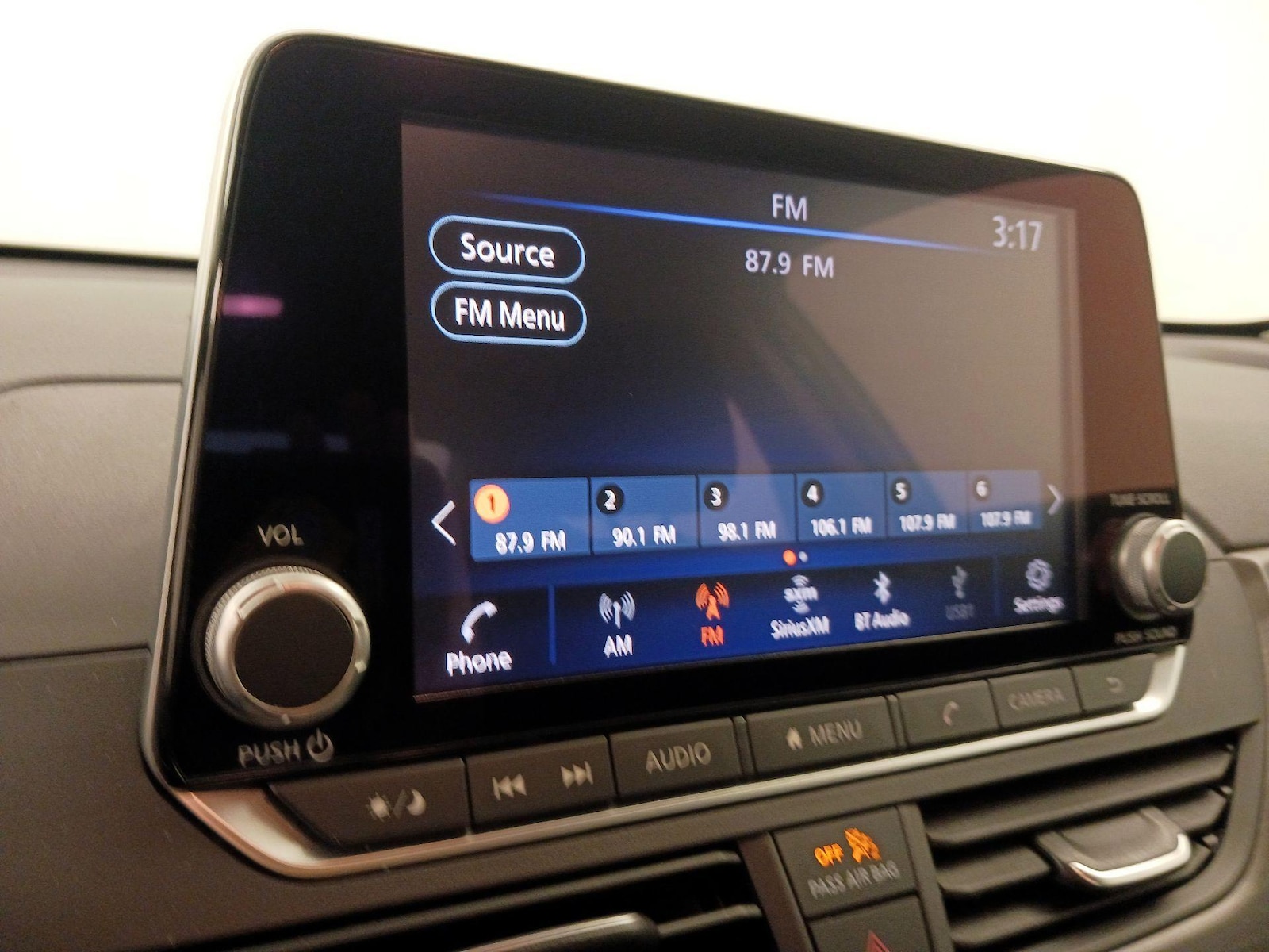 2025 Nissan Altima SV - Photo 16
