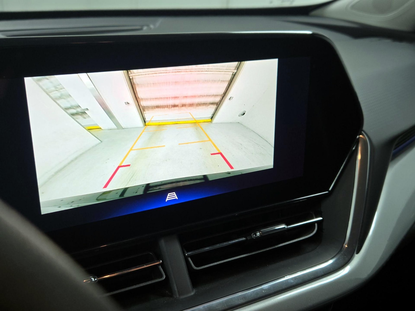 2025 Chevrolet Trax LT - Photo 15