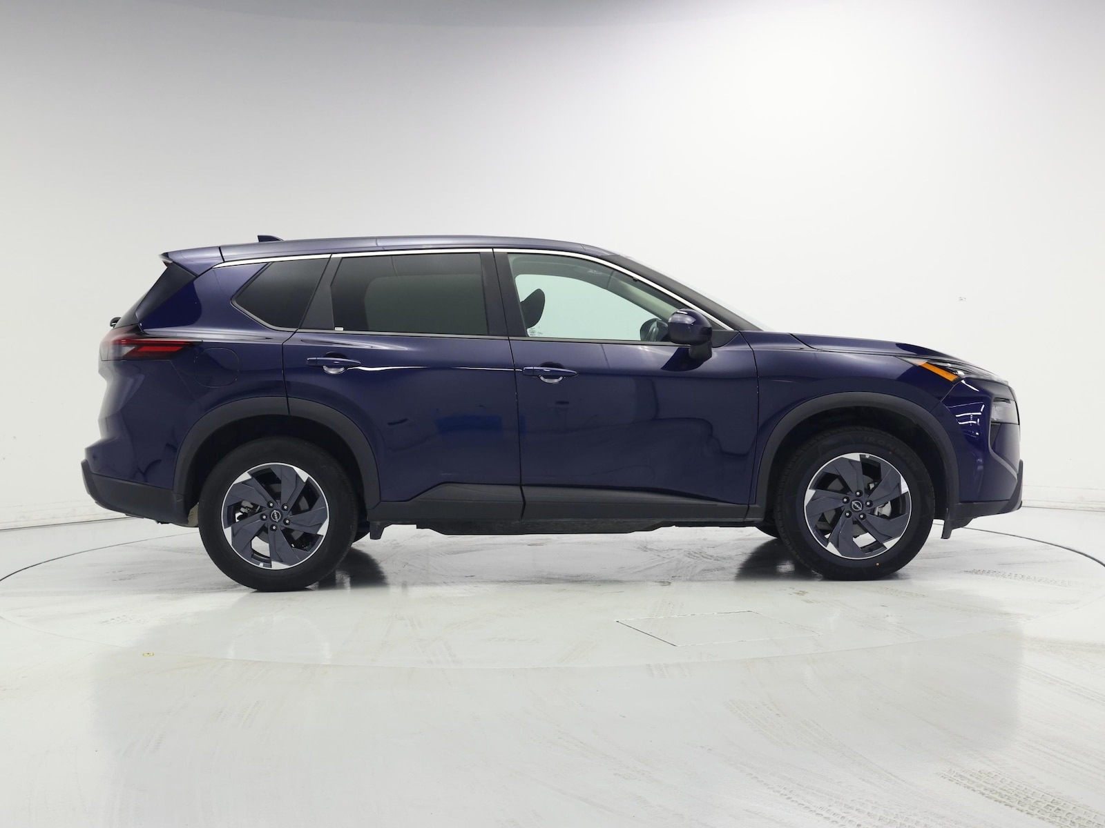 2025 Nissan Rogue SV - Photo 8