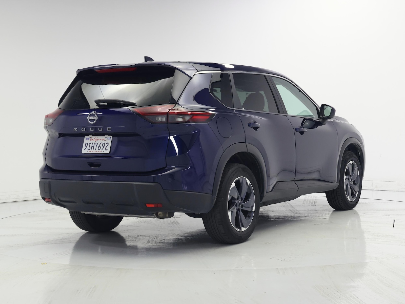2025 Nissan Rogue SV - Photo 9
