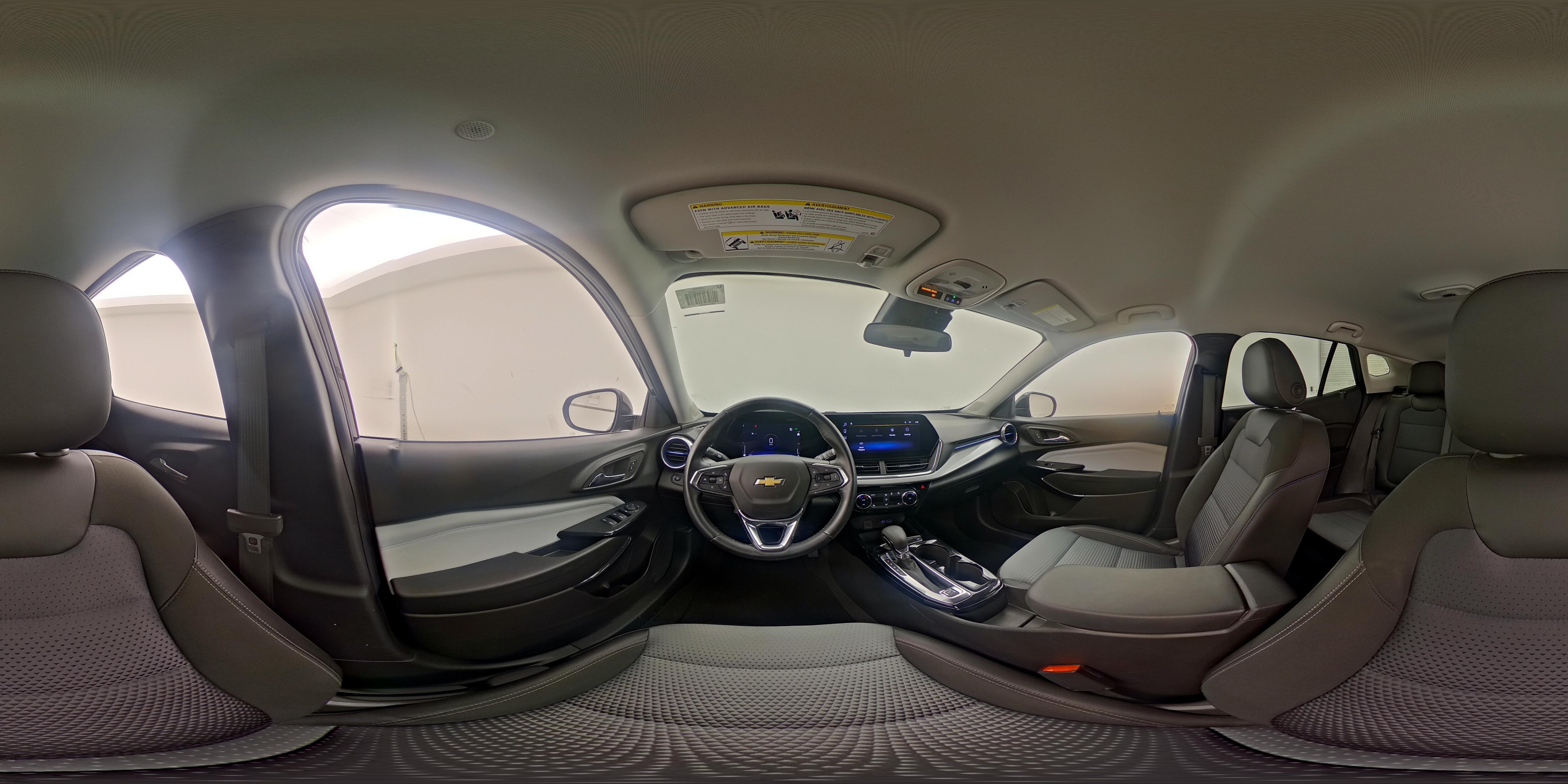2025 Chevrolet Trax LT - Photo 26