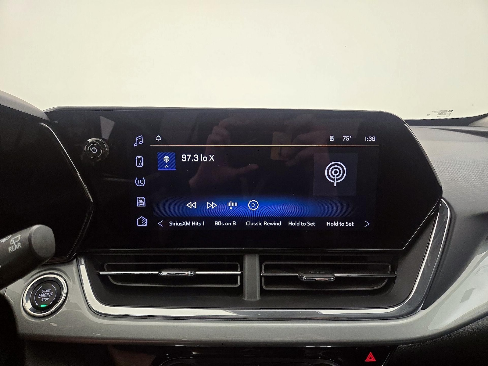 2025 Chevrolet Trax LT - Photo 16