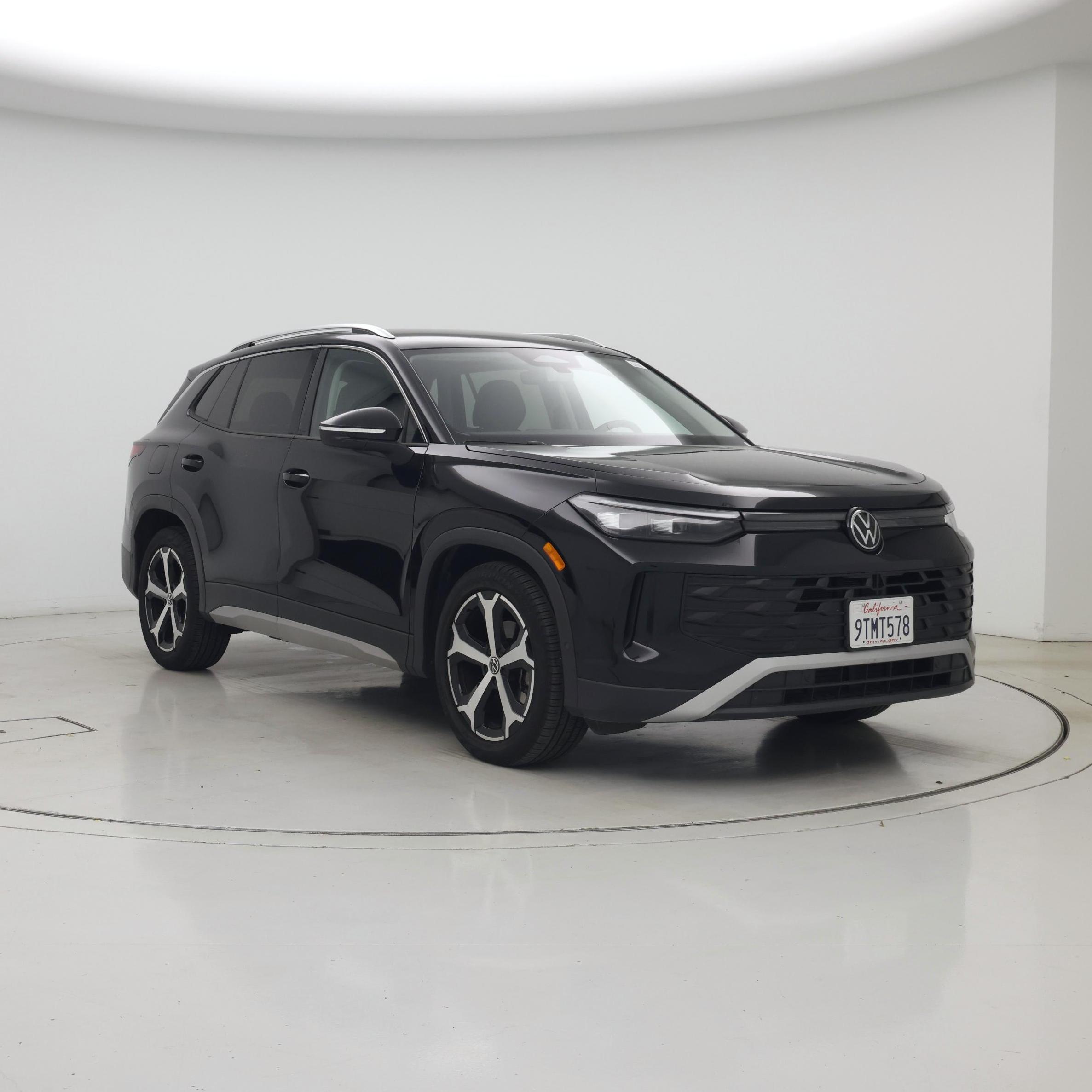 Black 2026 Volkswagen Tiguan SUV / Crossover Front-Wheel Drive Automatic