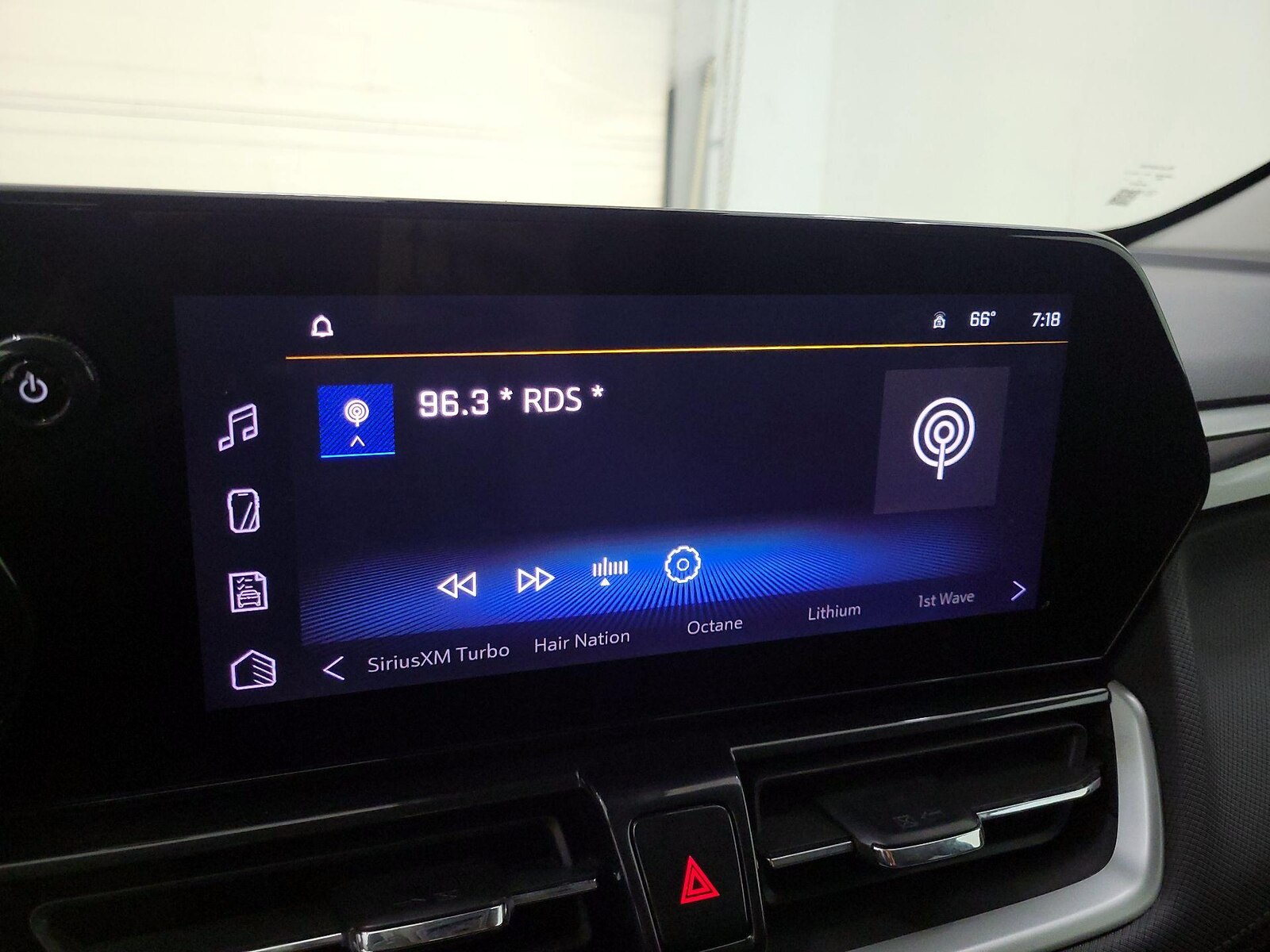 2025 Chevrolet Trailblazer LT - Photo 16