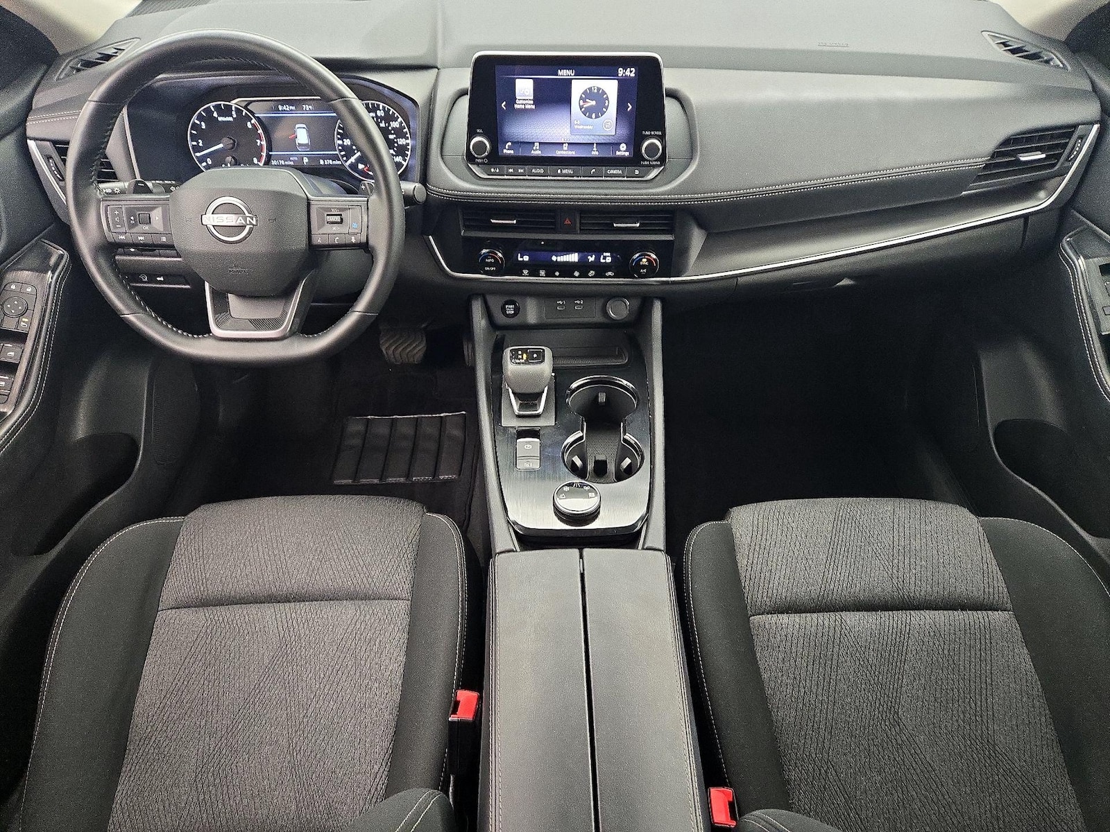 2025 Nissan Rogue SV - Photo 10