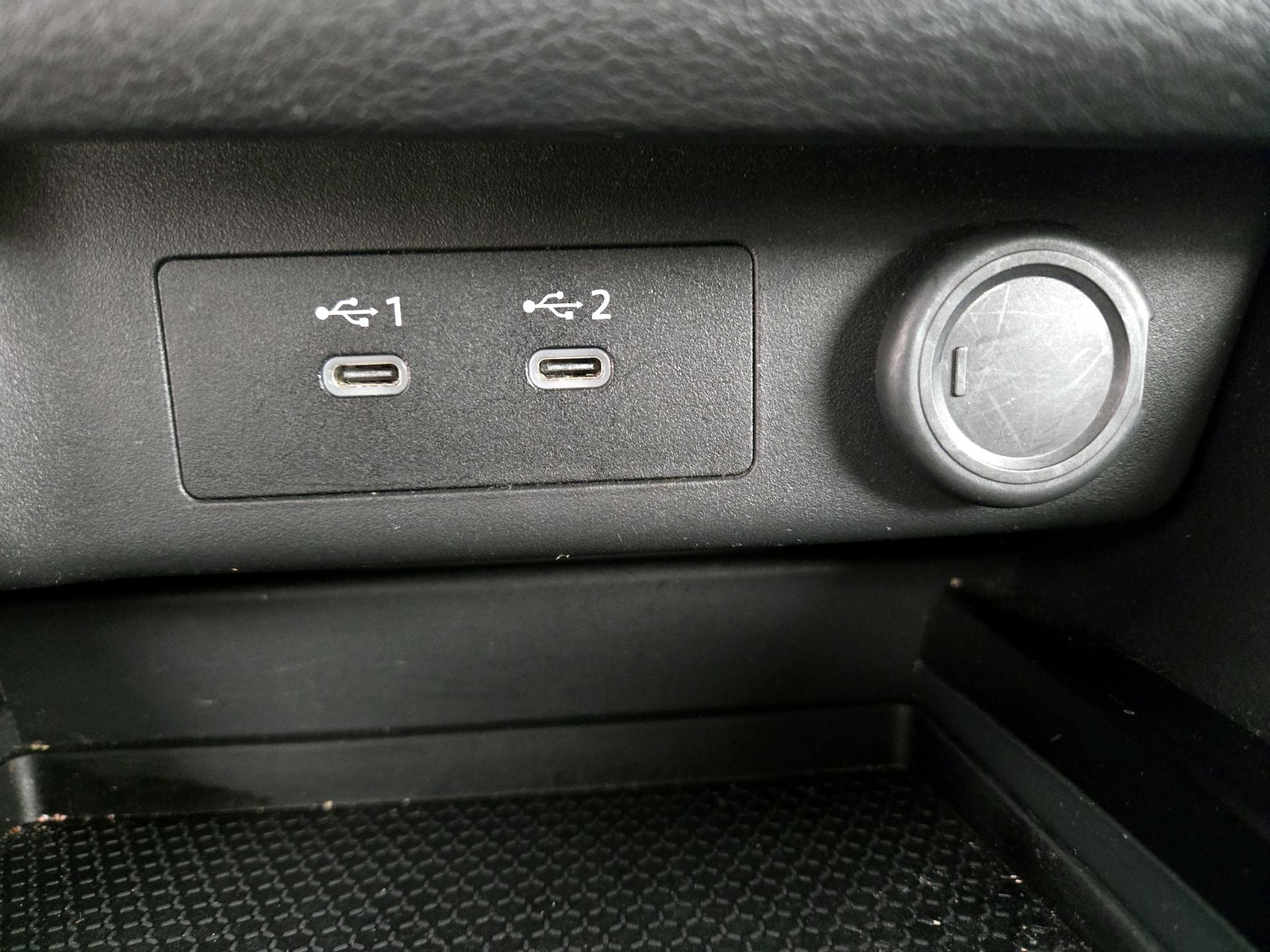 2025 Nissan Rogue SV - Photo 19