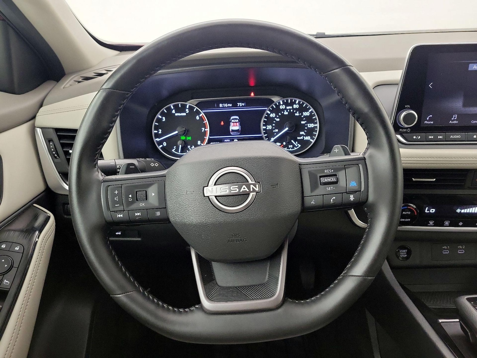 2025 Nissan Rogue SV - Photo 11