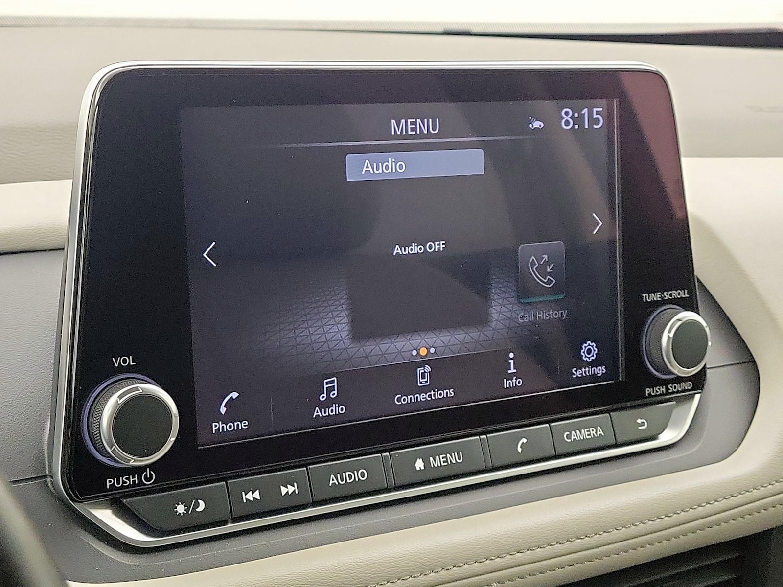 2025 Nissan Rogue SV - Photo 16