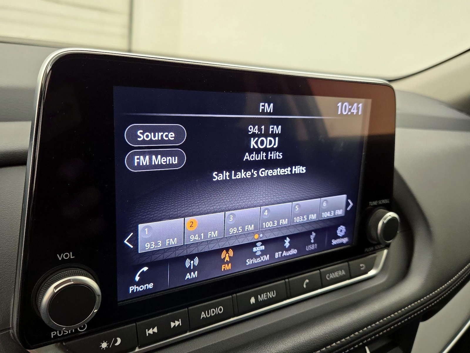 2025 Nissan Rogue SV - Photo 16