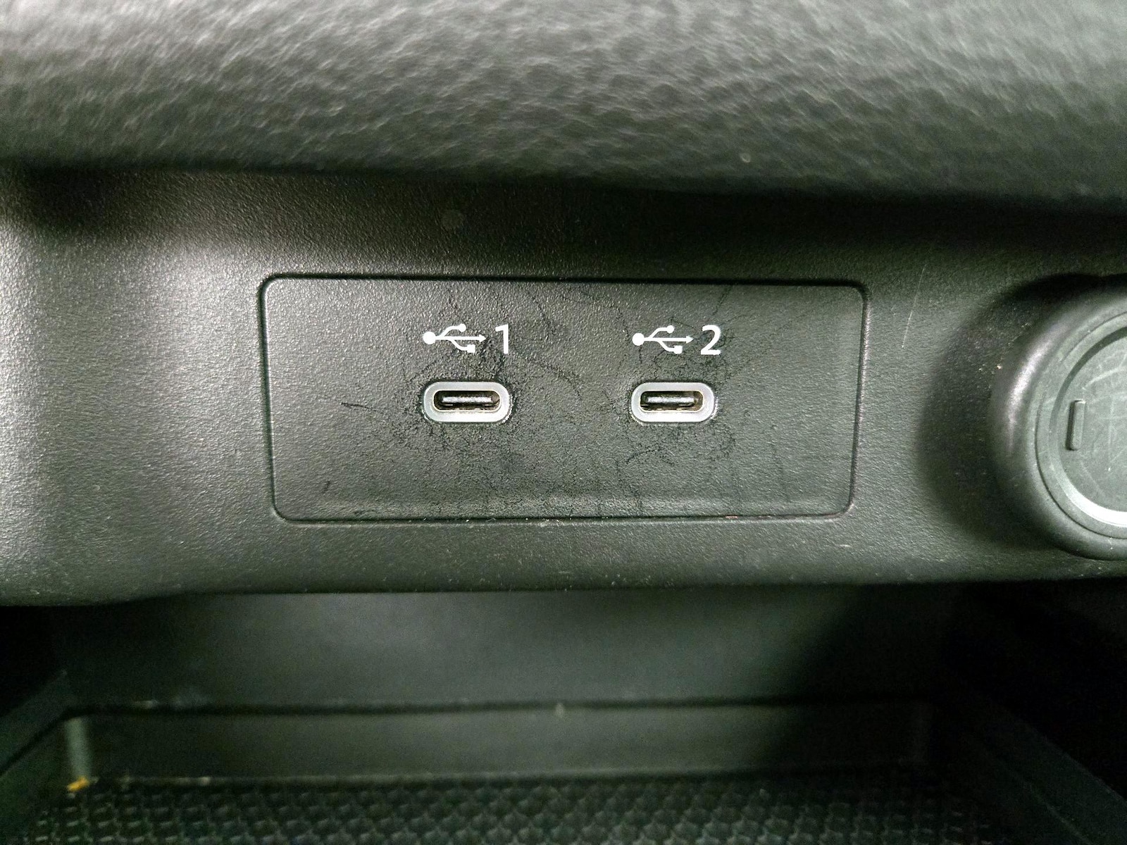 2025 Nissan Rogue SV - Photo 19