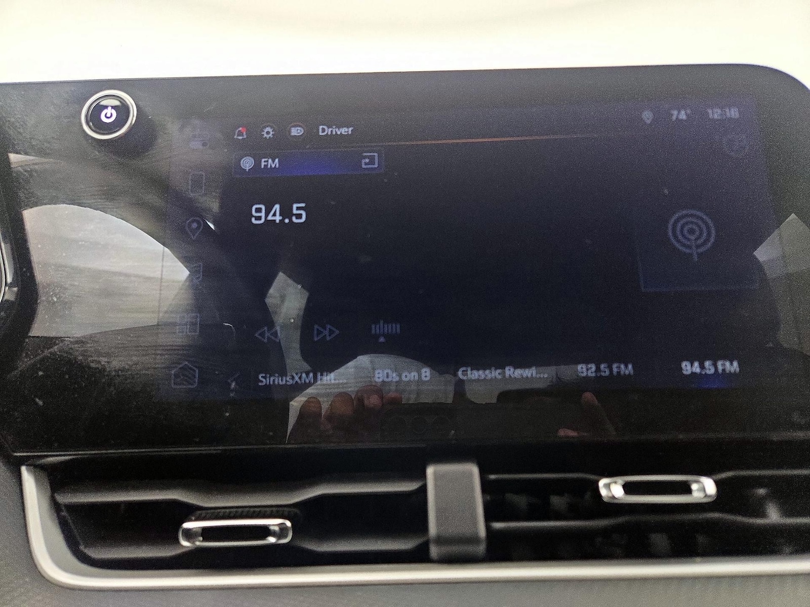 2025 Chevrolet Equinox LT - Photo 16