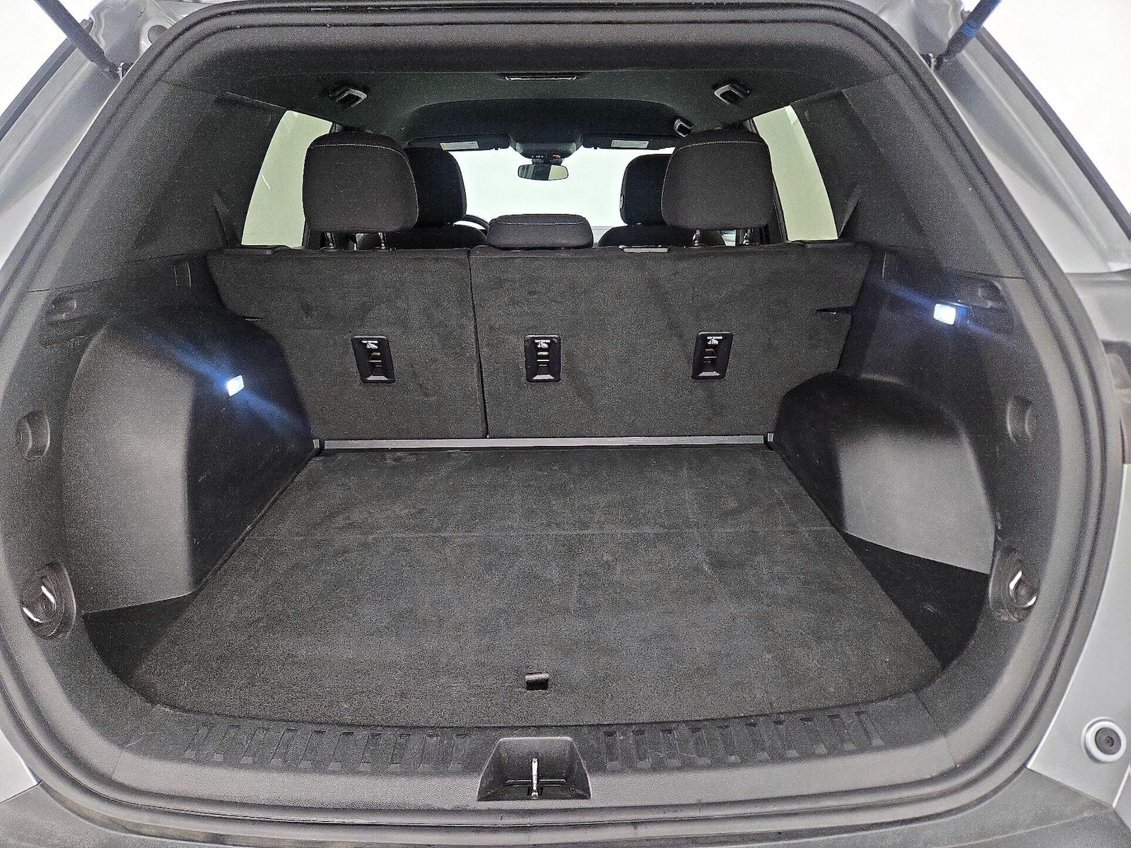 2025 Chevrolet Equinox LT - Photo 21