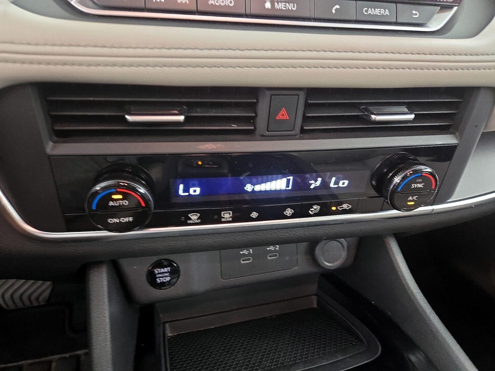 2025 Nissan Rogue SV - Photo 17