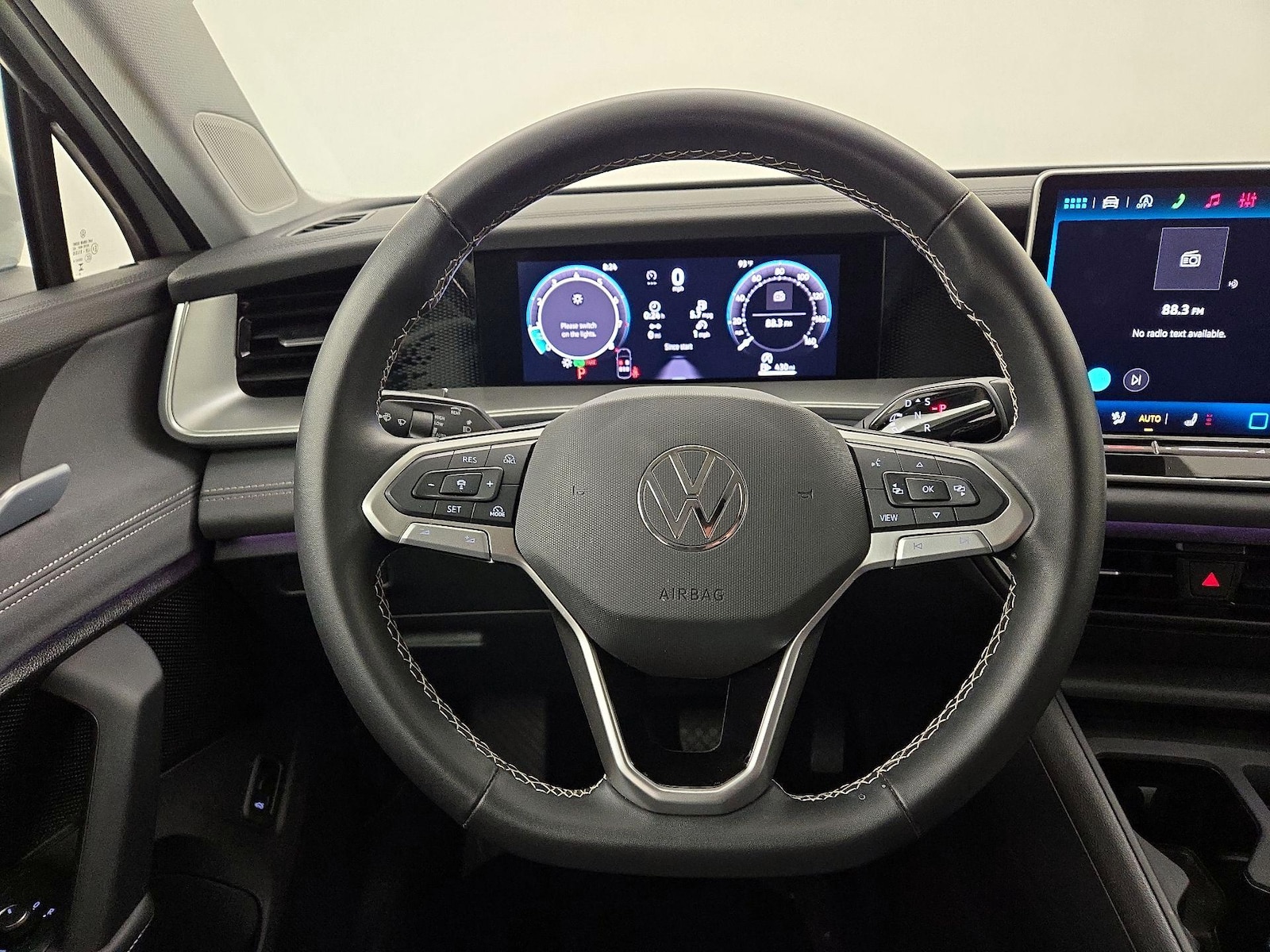 2026 Volkswagen Tiguan SE - Photo 11