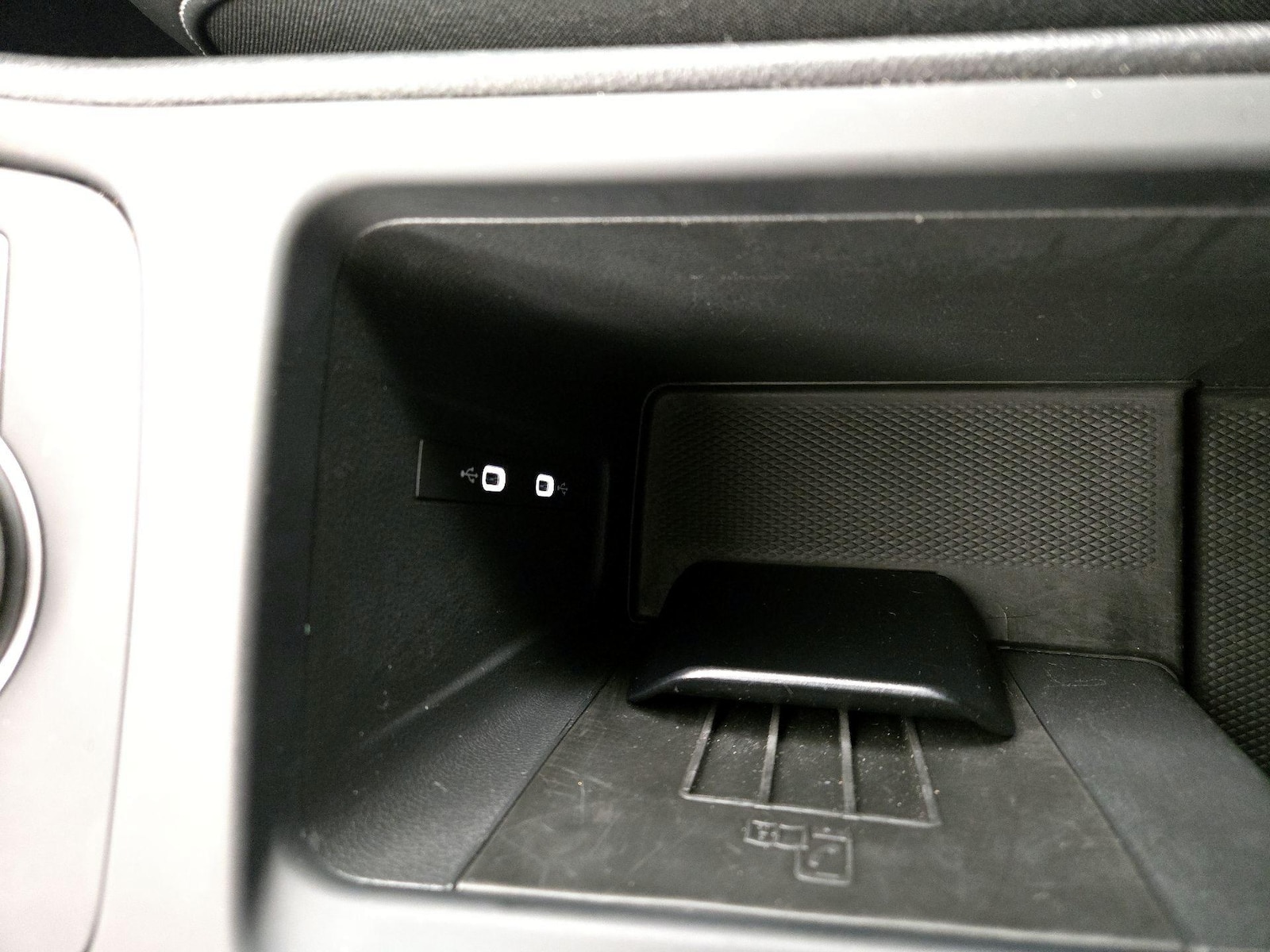 2026 Volkswagen Tiguan SE - Photo 19