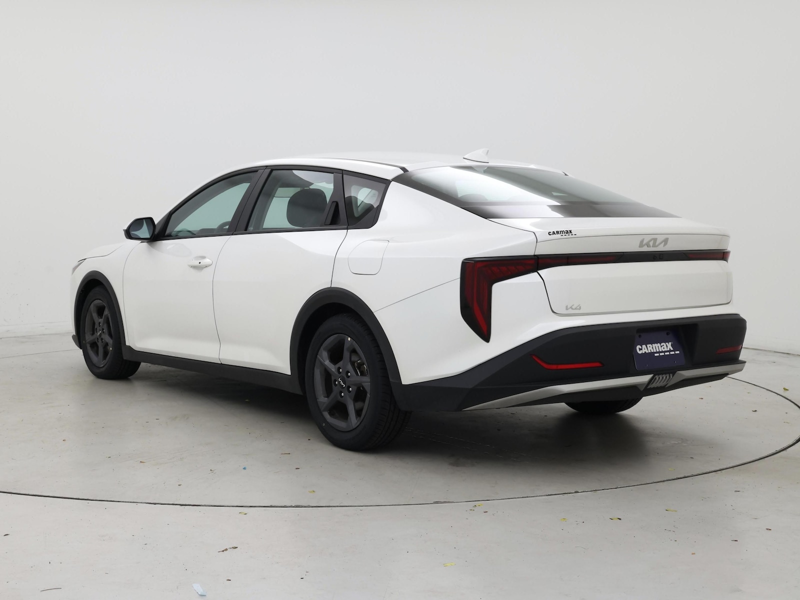 2025 Kia K4 LXS - Photo 3