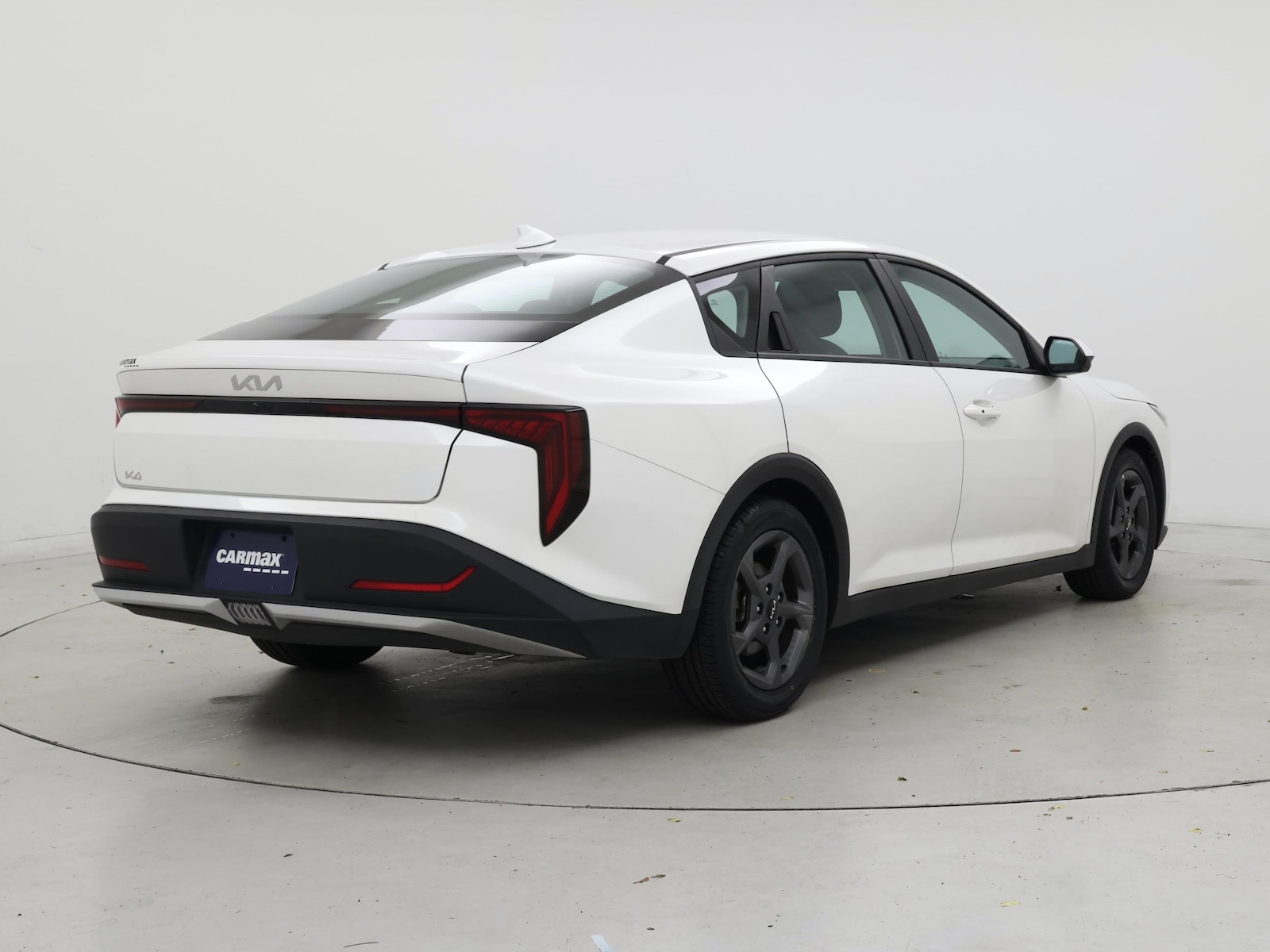 2025 Kia K4 LXS - Photo 9