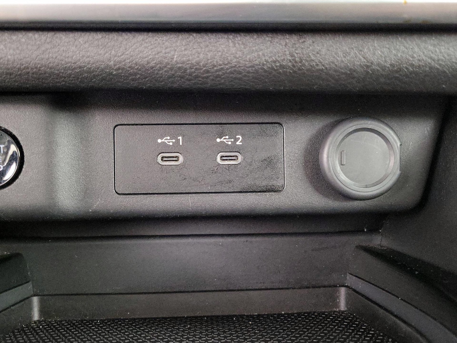 2025 Nissan Rogue SV - Photo 19