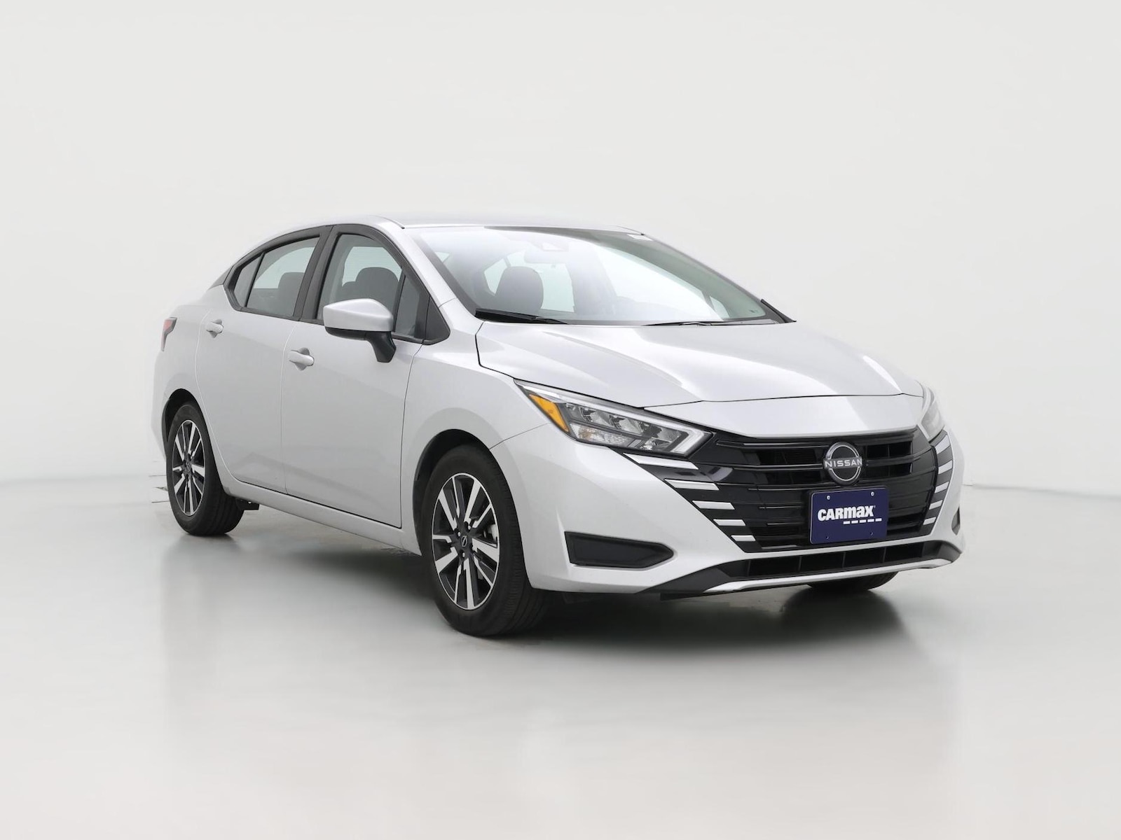 2025 Nissan Versa Sedan SV