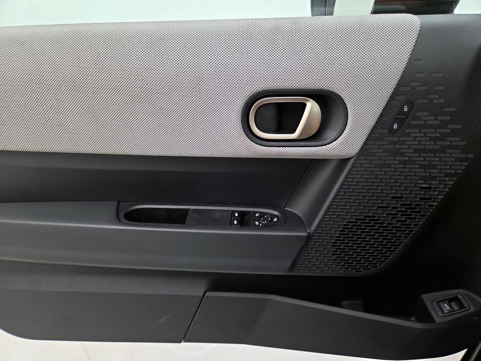 2025 MINI Hardtop 2 Door S - Photo 13