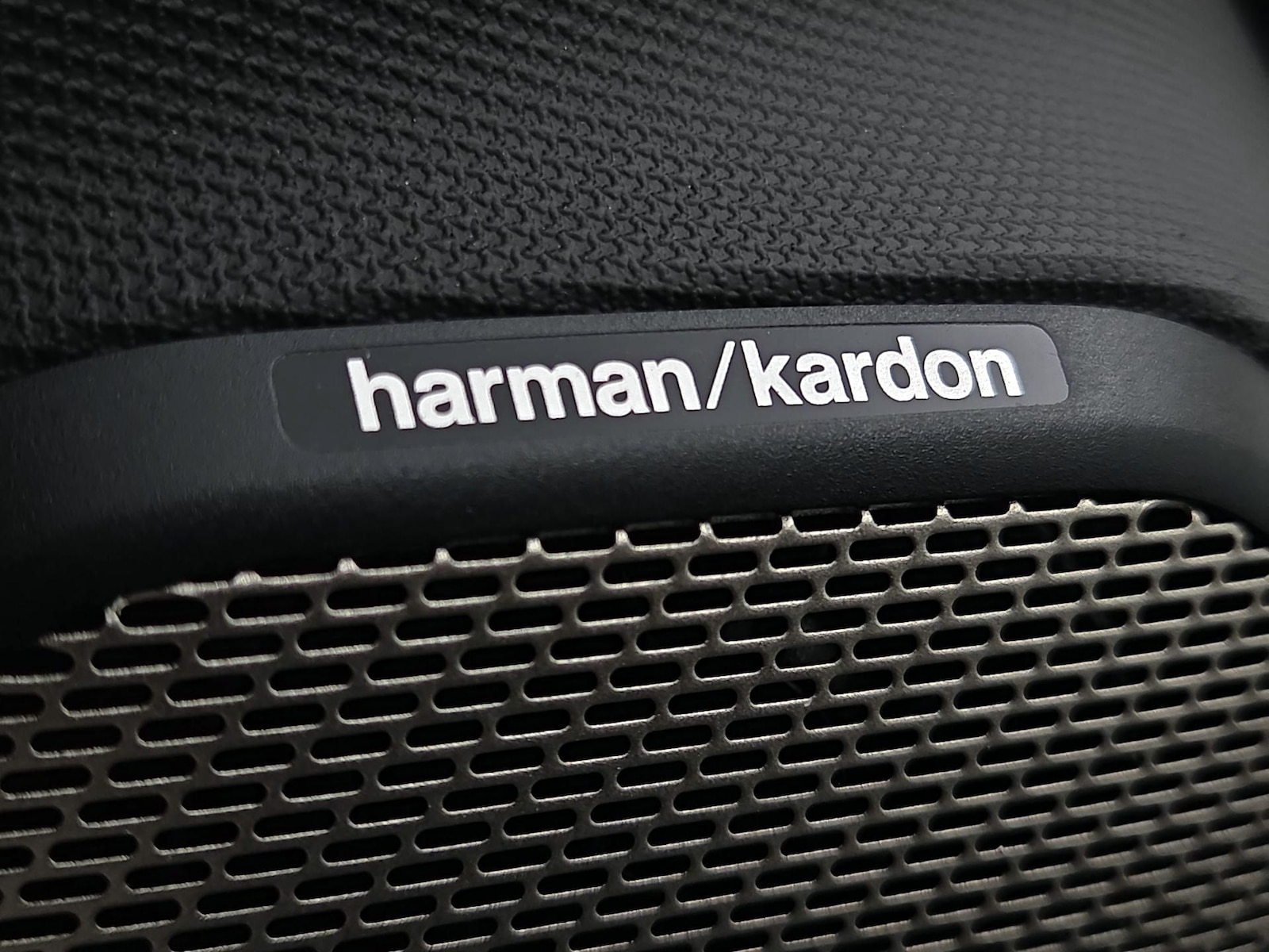 2025 MINI Hardtop 2 Door S - Photo 23