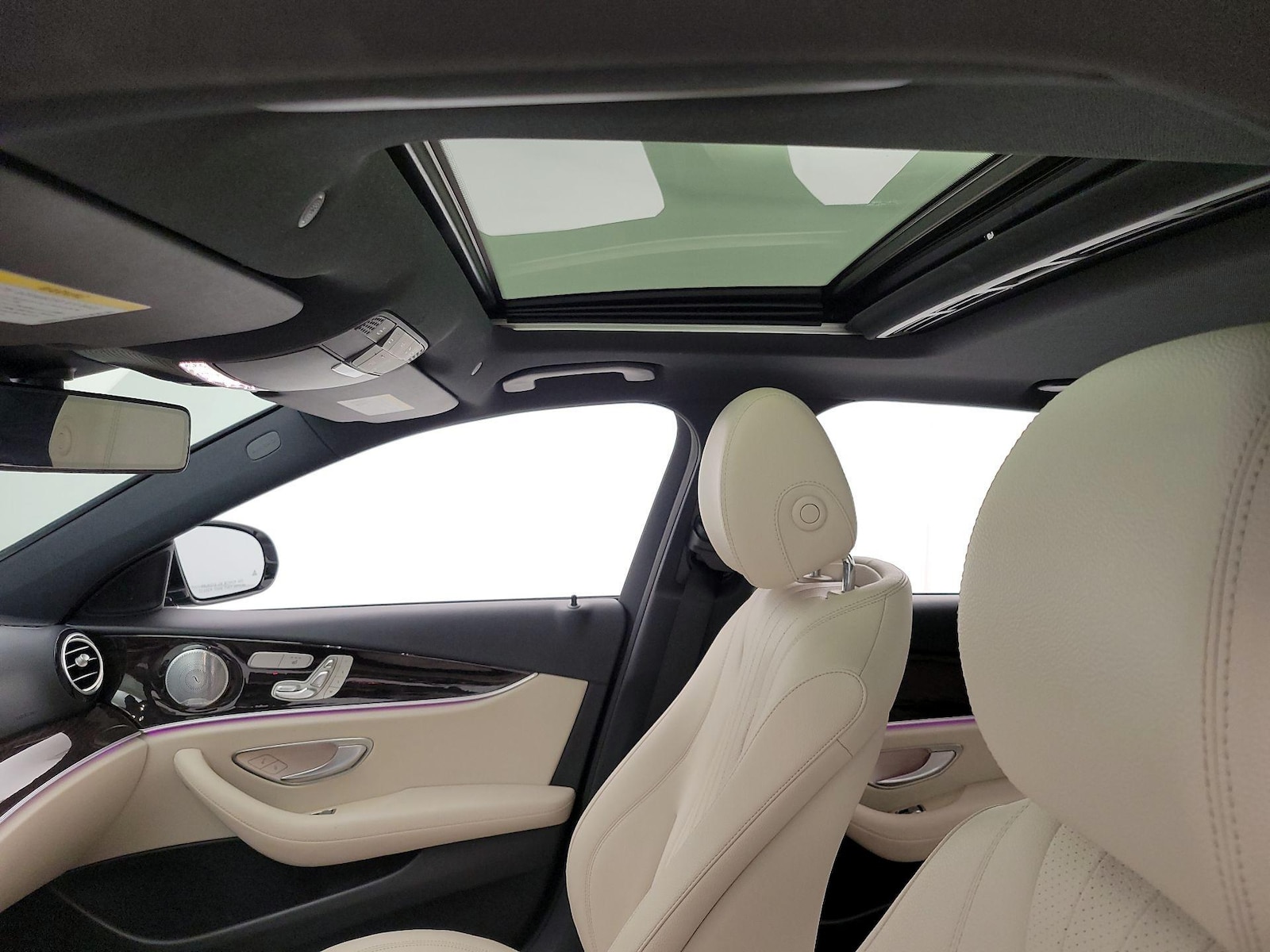 Sunroof(s) & Overhead Airbags