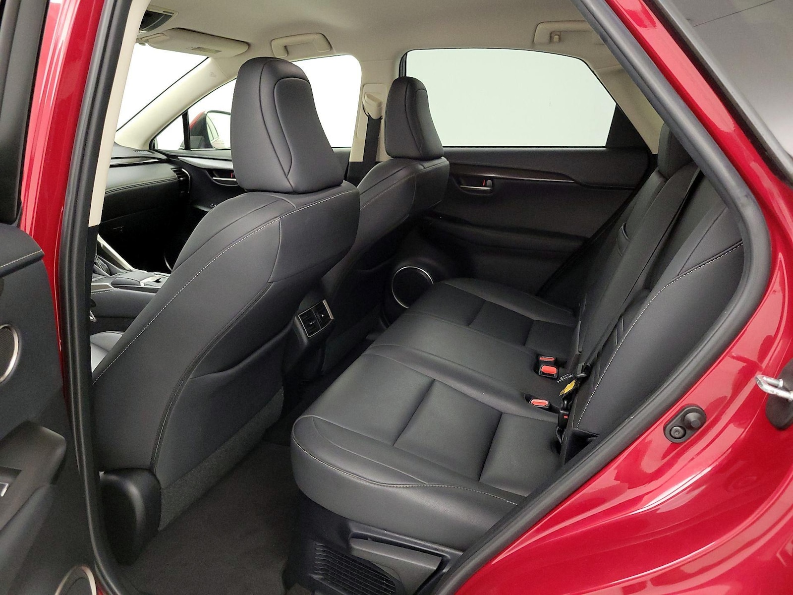 2021 Lexus NX 300 - Photo 19