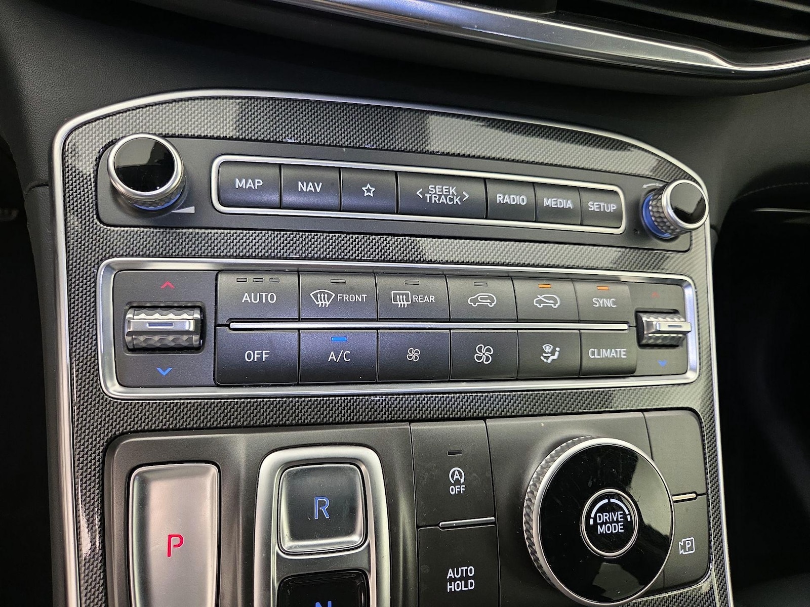 2021 Hyundai Santa Fe SEL - Photo 18