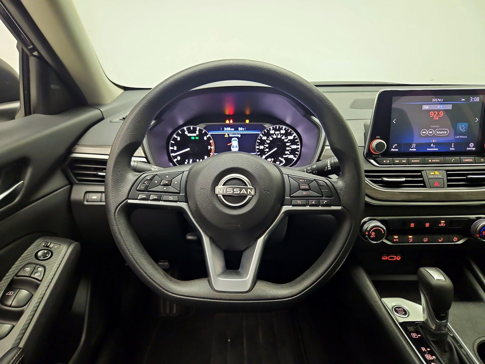 2025 Nissan Altima SV - Photo 11