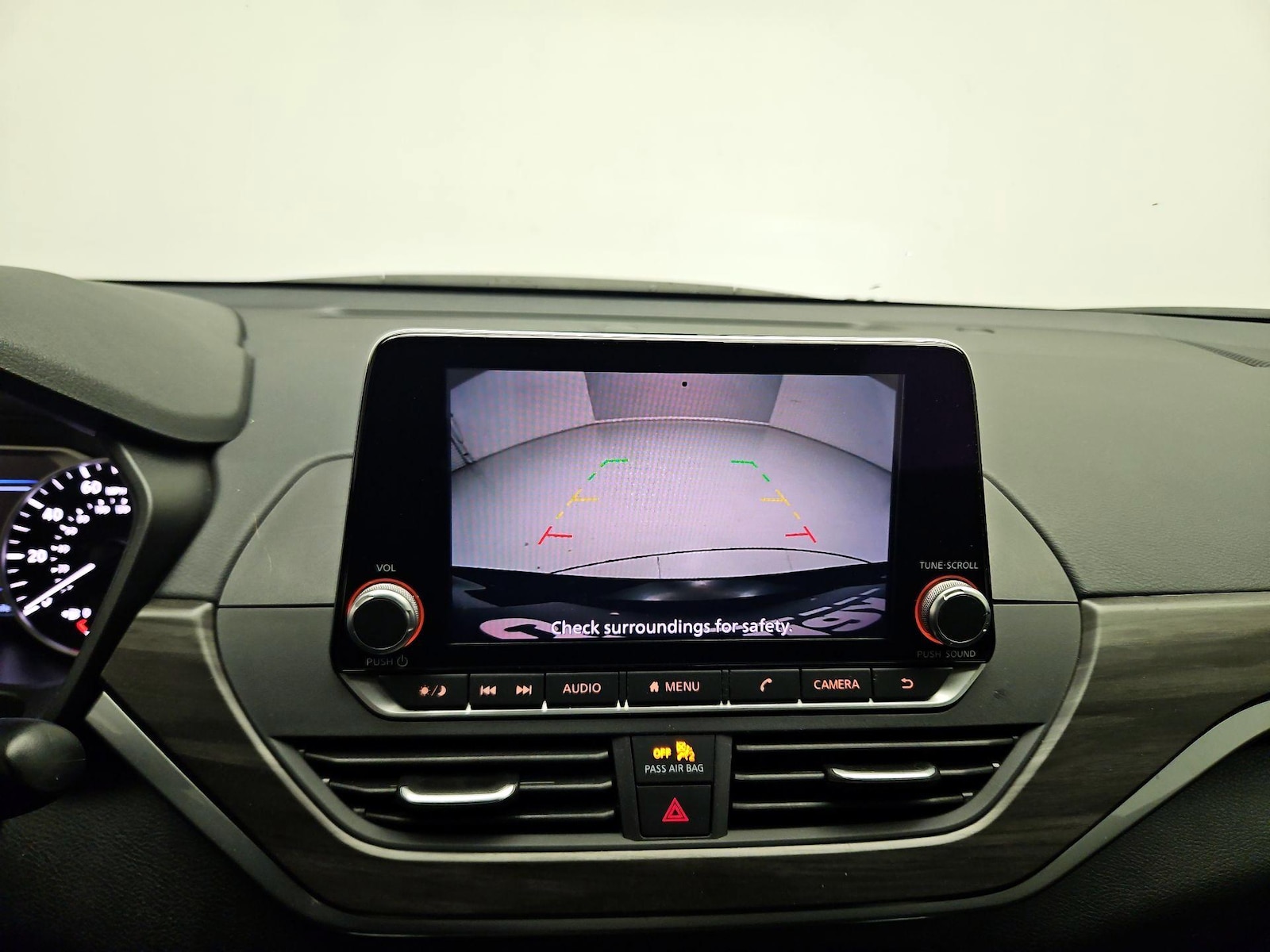 2025 Nissan Altima SV - Photo 14