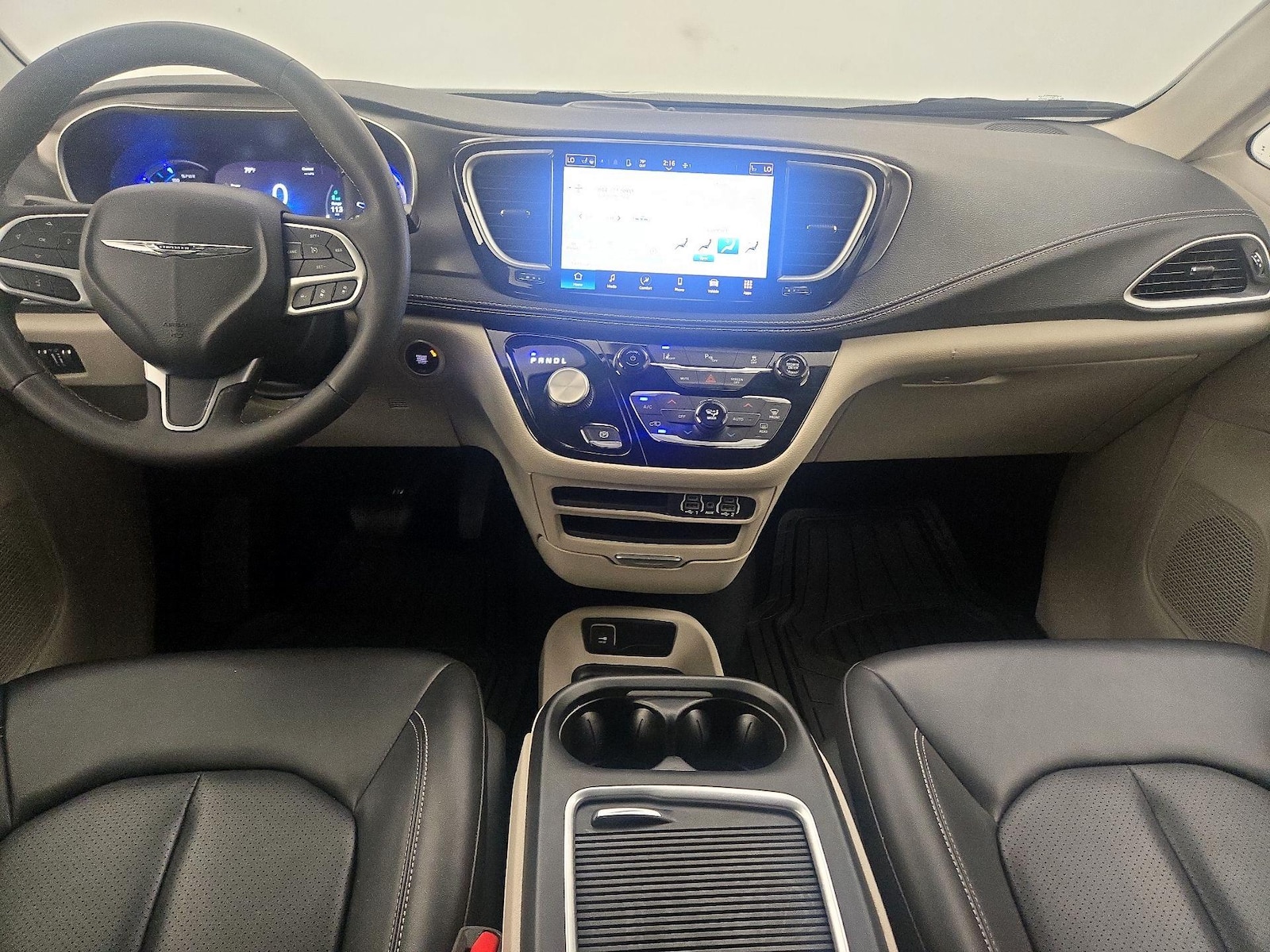 2023 Chrysler Pacifica Hybrid Touring L - Photo 10
