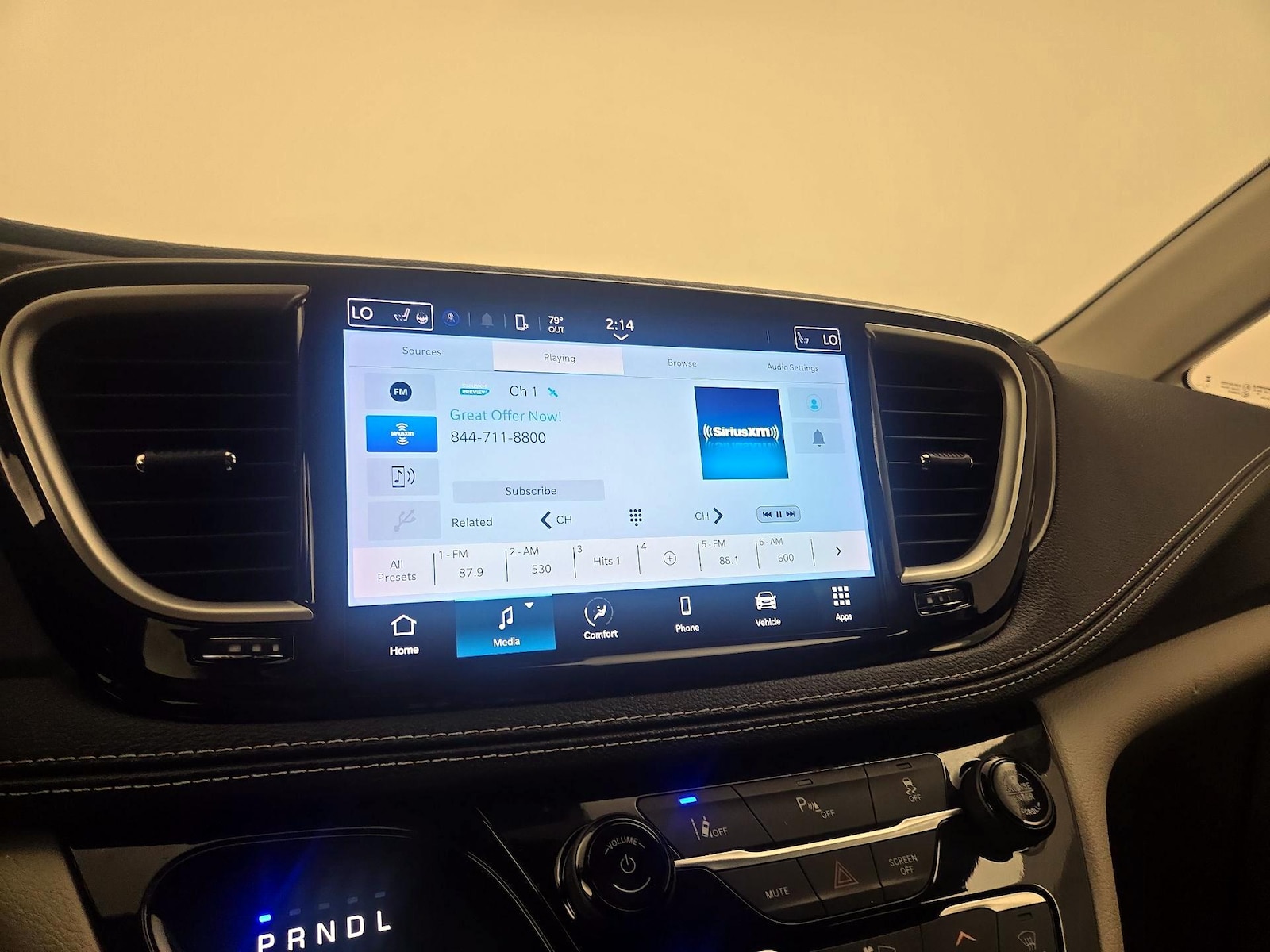 2023 Chrysler Pacifica Hybrid Touring L - Photo 16