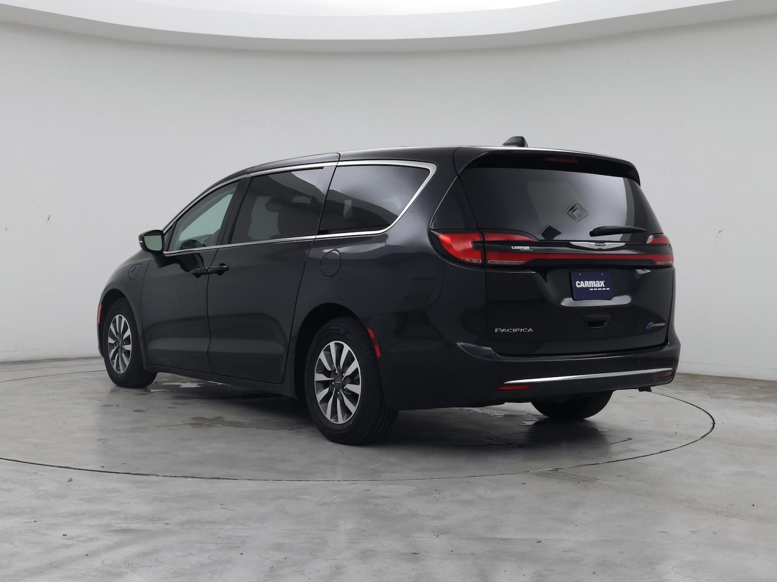 2023 Chrysler Pacifica Hybrid Touring L - Photo 3