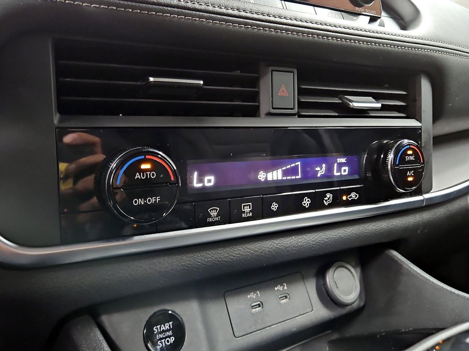 2025 Nissan Rogue SV - Photo 17