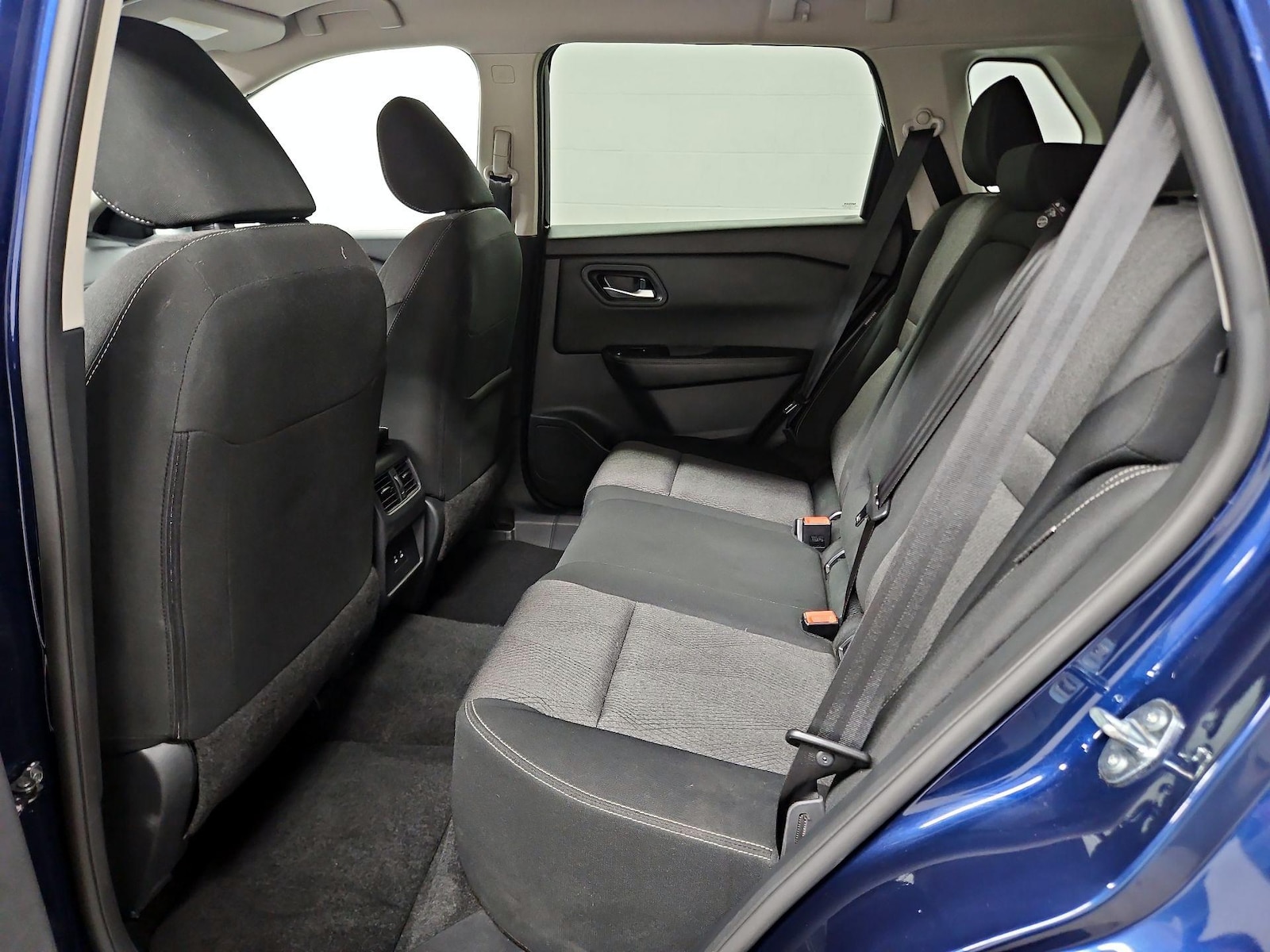 2025 Nissan Rogue SV - Photo 20