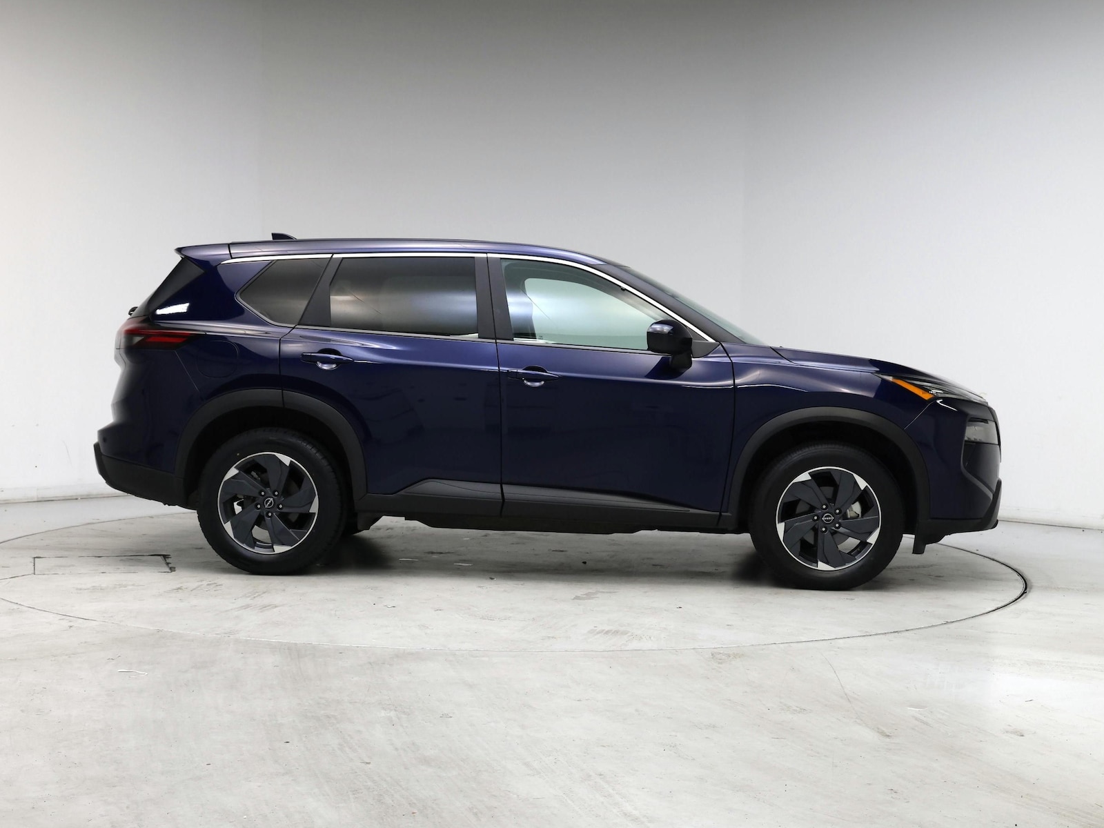 2025 Nissan Rogue SV - Photo 8