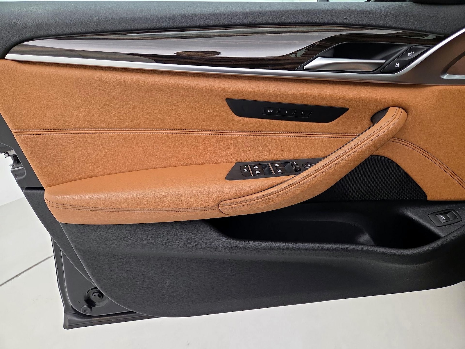 2022 BMW 5 Series 530i - Photo 13