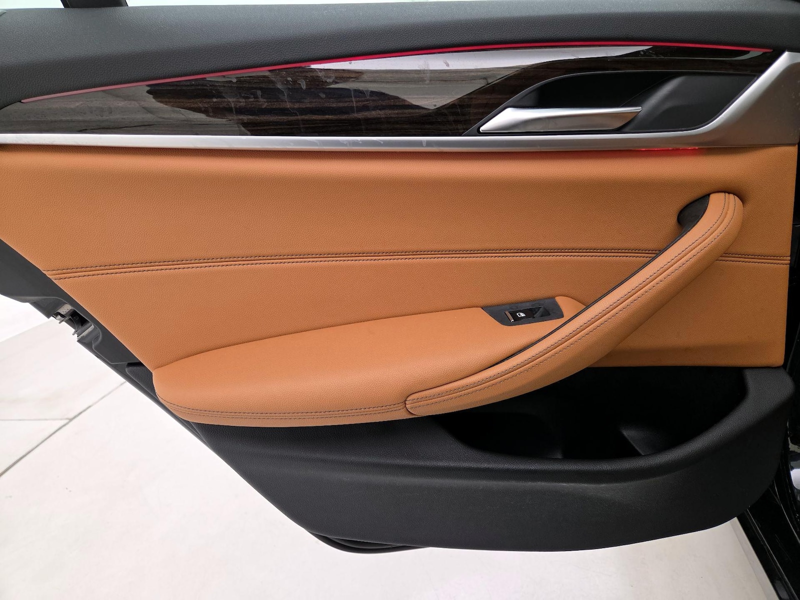2022 BMW 5 Series 530i - Photo 22