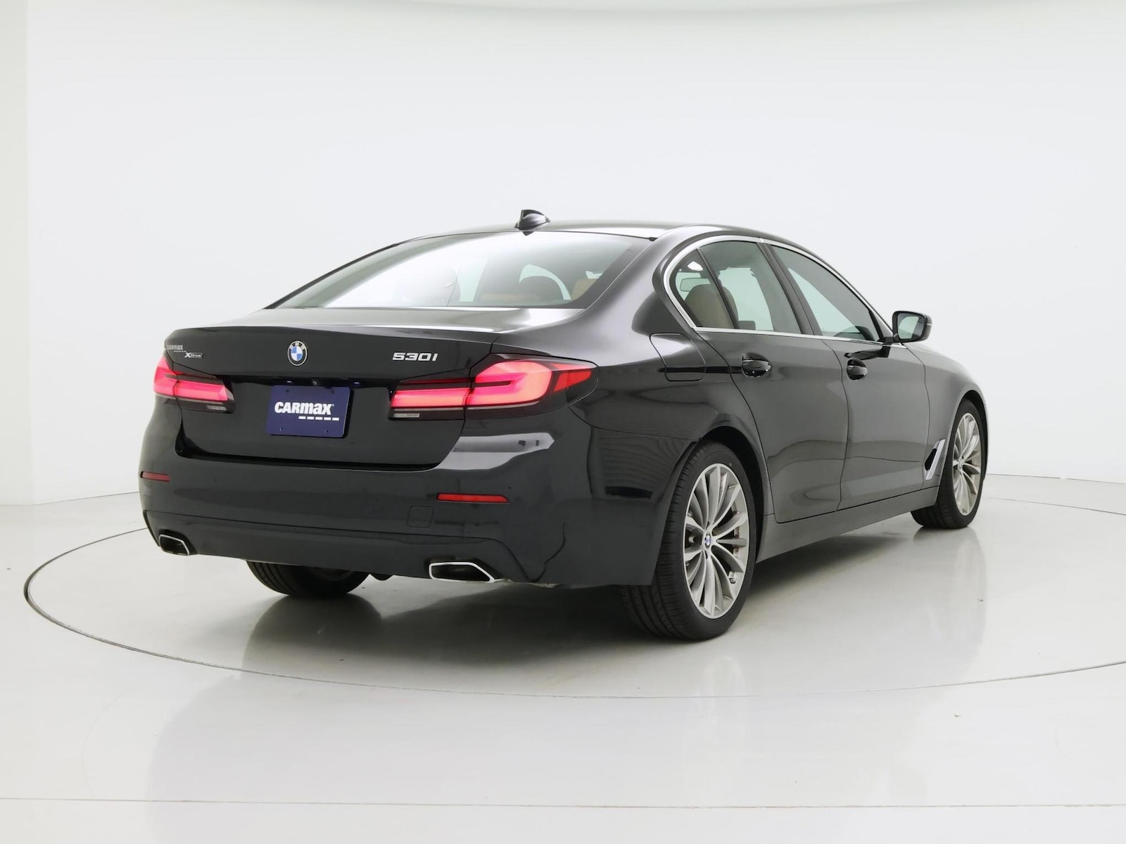 2022 BMW 5 Series 530i - Photo 9