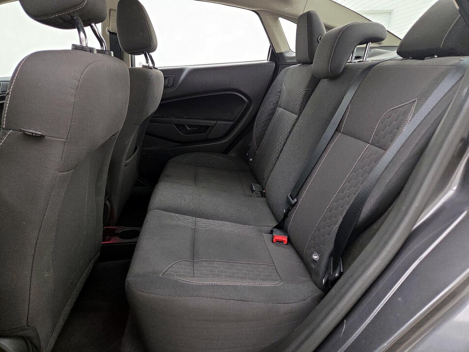 2019 Ford Fiesta SE - Photo 20