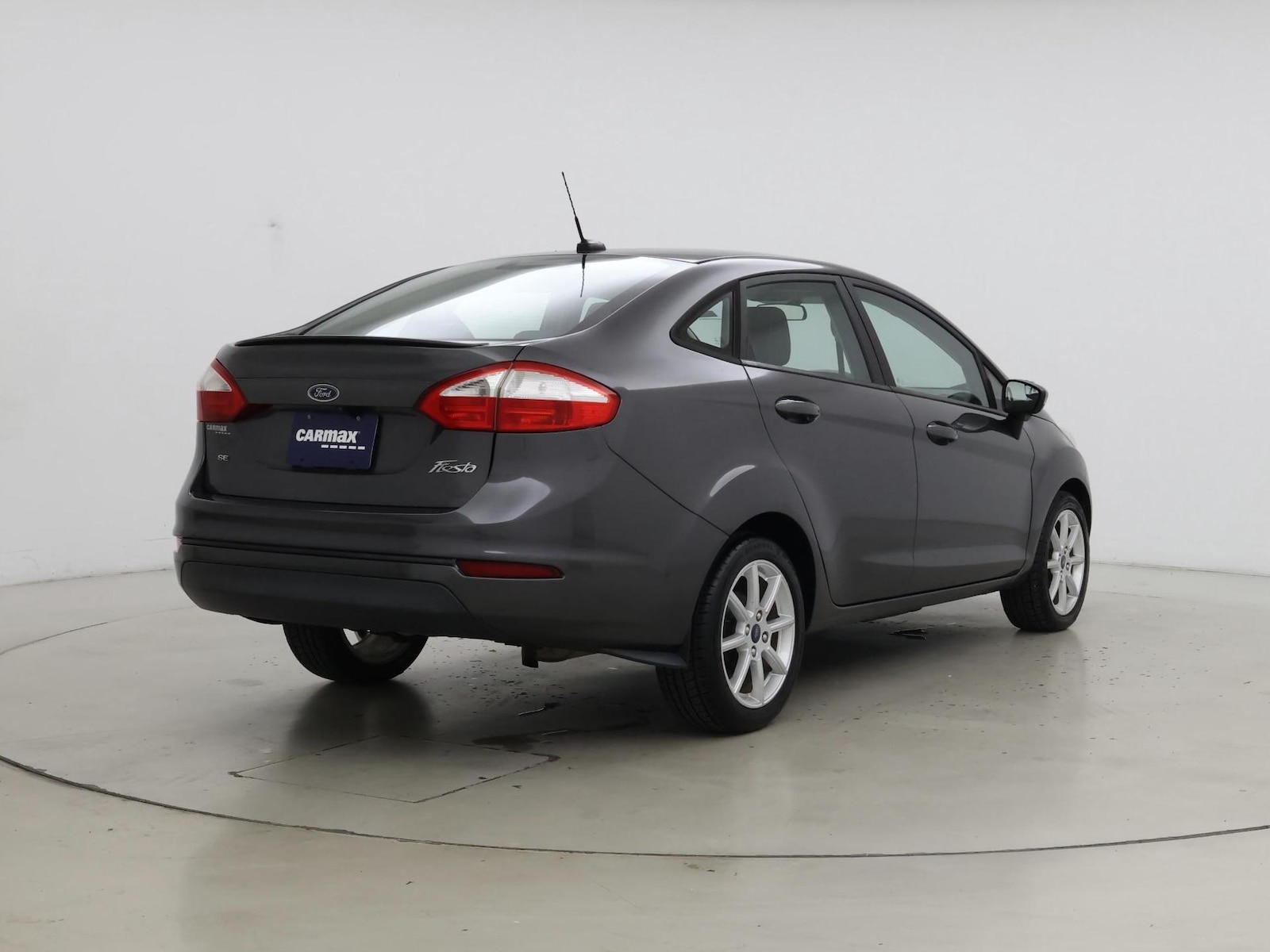 2019 Ford Fiesta SE - Photo 9