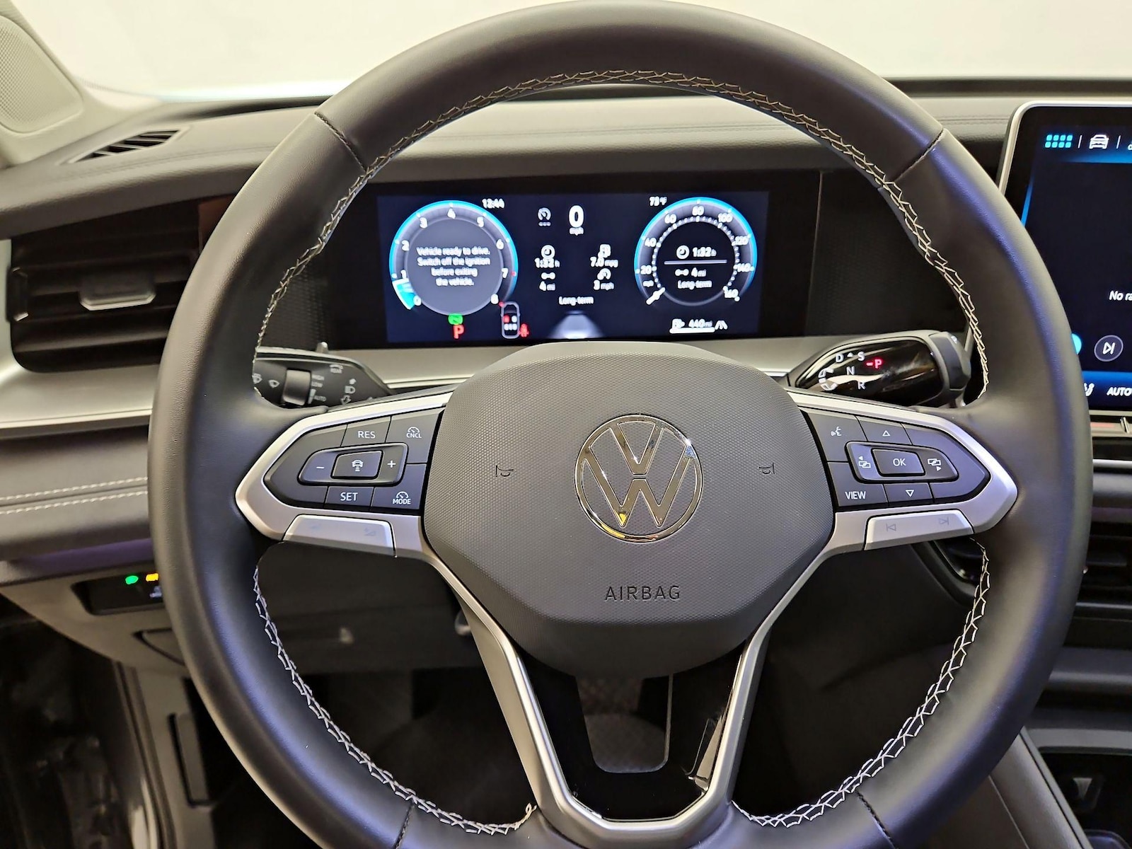 2026 Volkswagen Tiguan SE - Photo 11