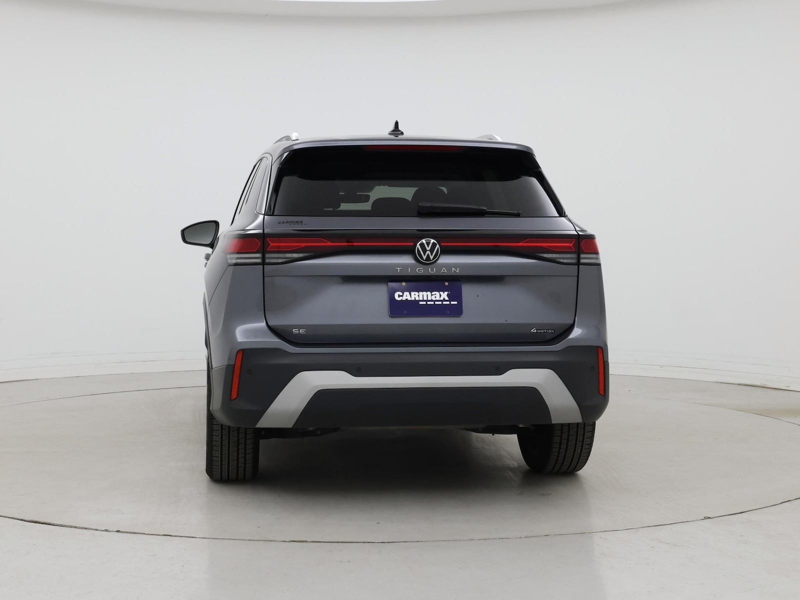 2026 Volkswagen Tiguan SE - Photo 7