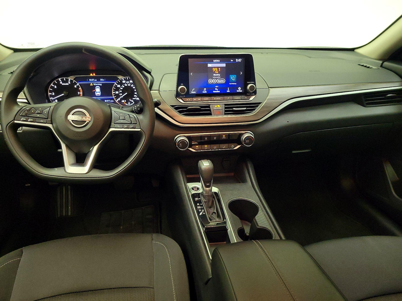 2025 Nissan Altima SV - Photo 10