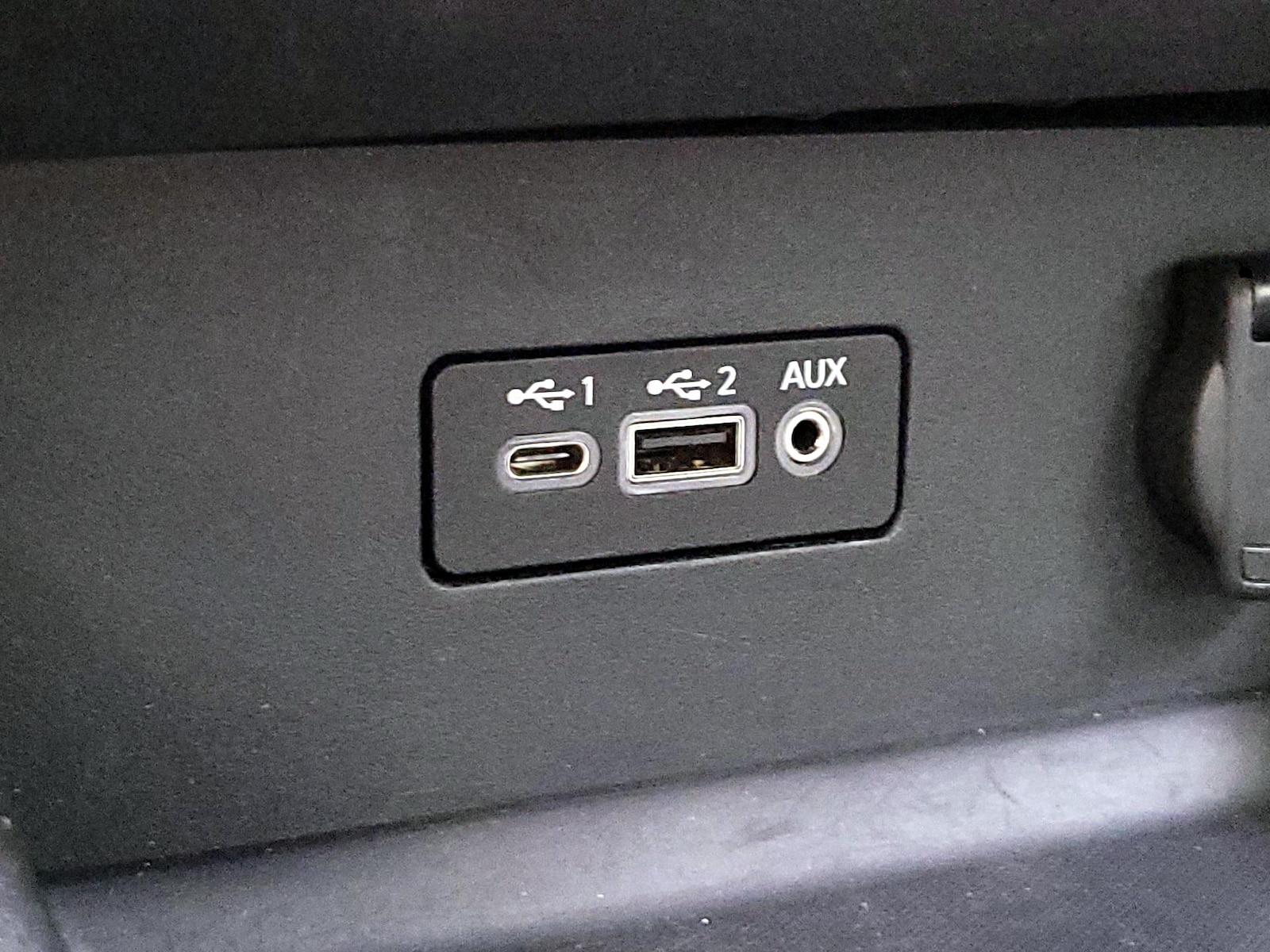 2025 Nissan Altima SV - Photo 19