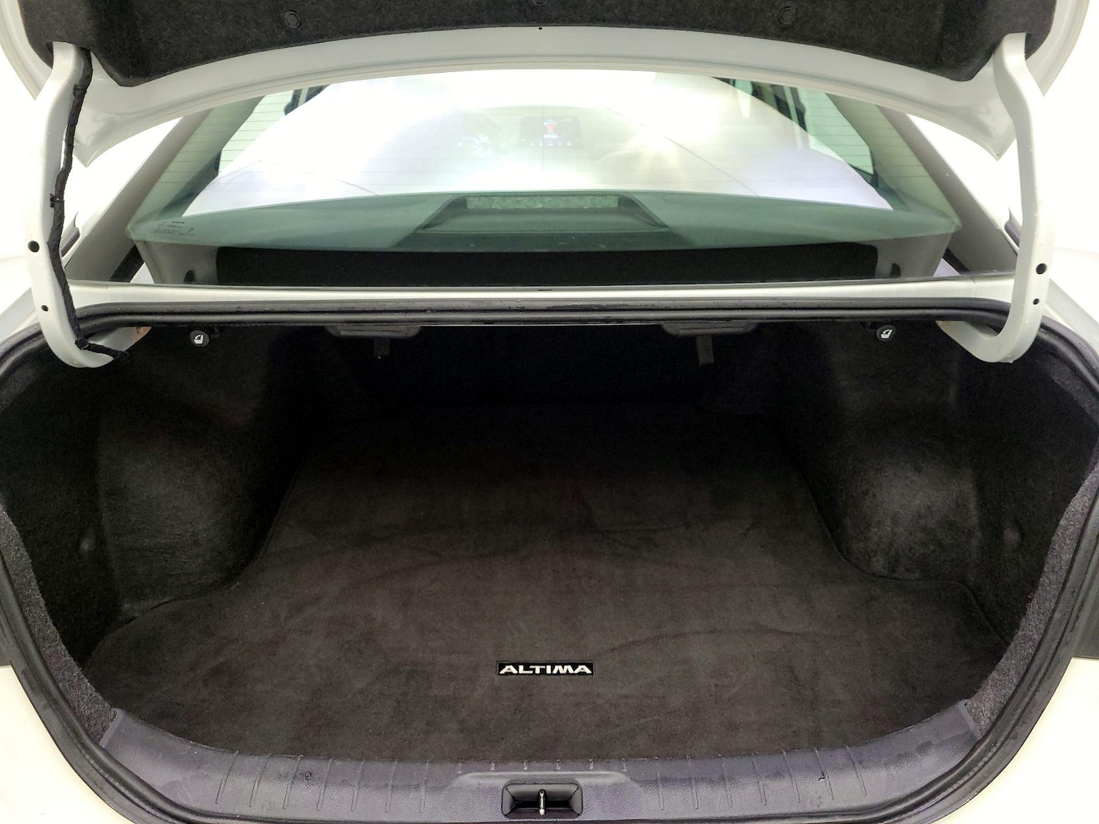 2025 Nissan Altima SV - Photo 21