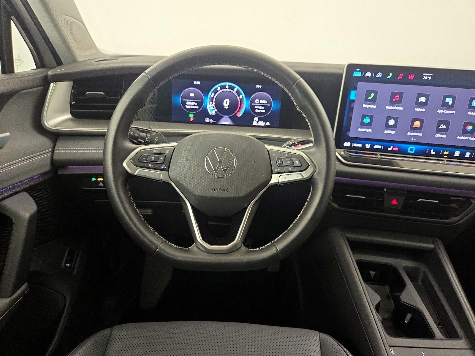 2026 Volkswagen Tiguan SE - Photo 11