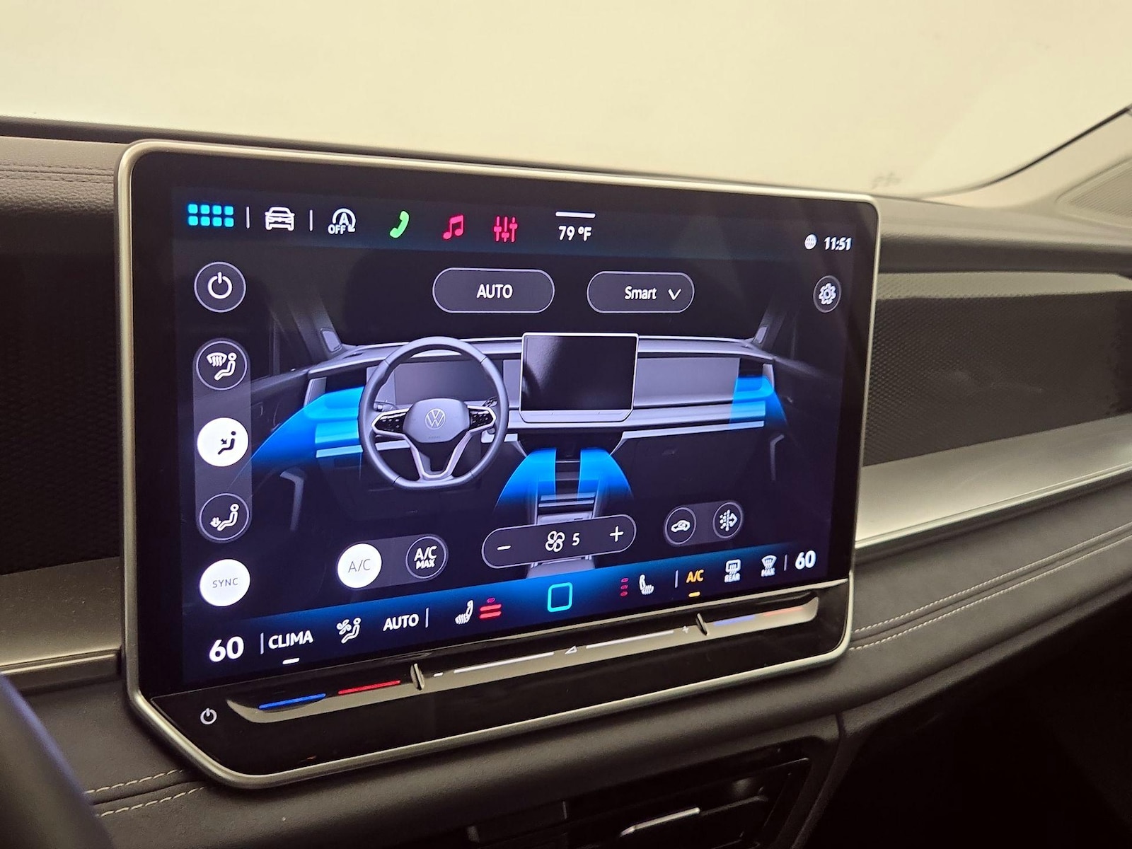 2026 Volkswagen Tiguan SE - Photo 17