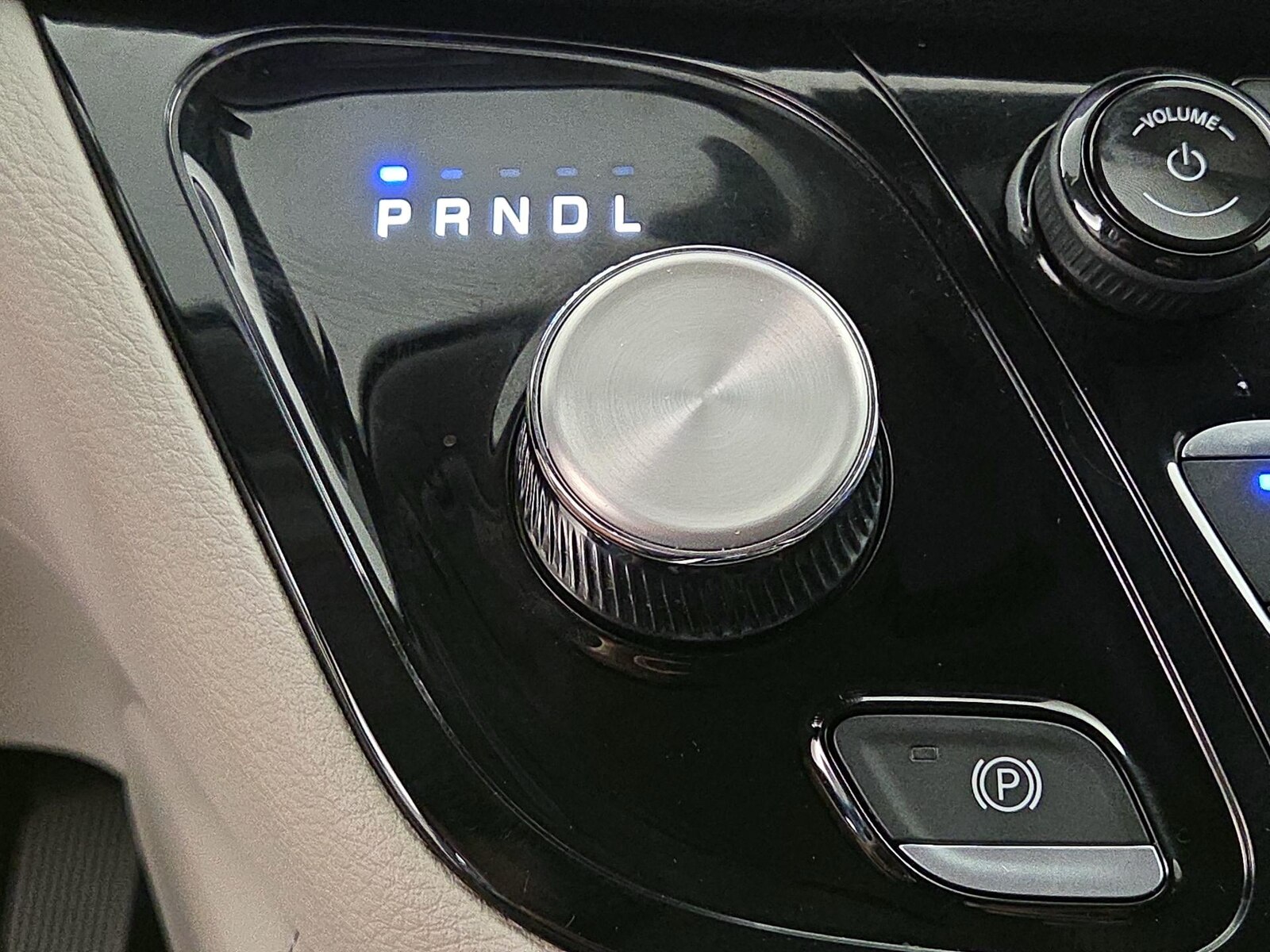 2023 Chrysler Pacifica Limited - Photo 19