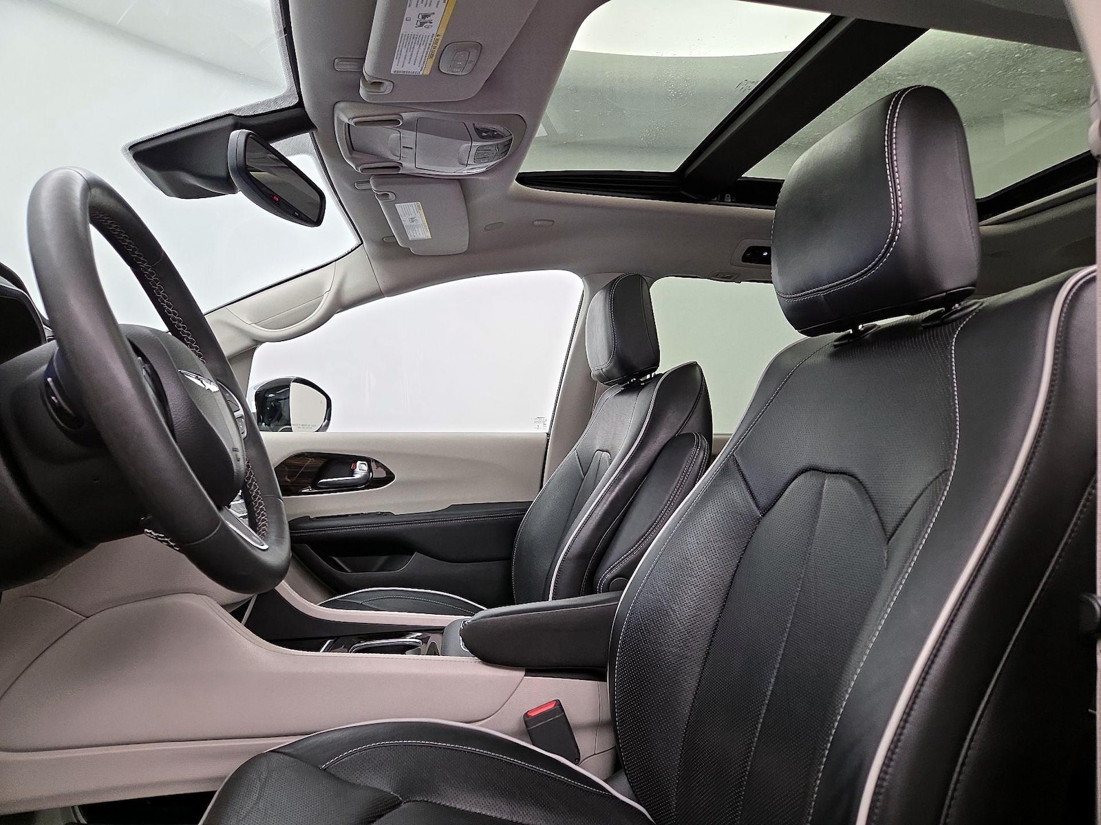2023 Chrysler Pacifica Limited - Photo 21